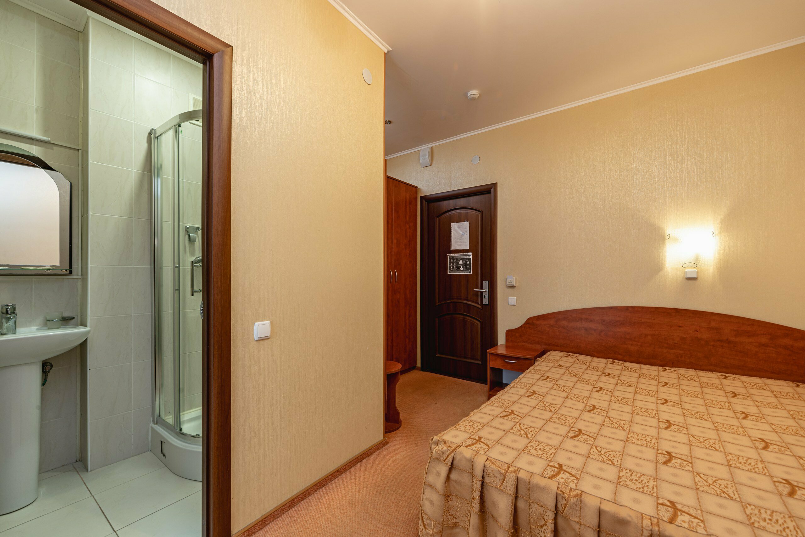 Стандарт 2-х местный север (2-у спальная кровать)