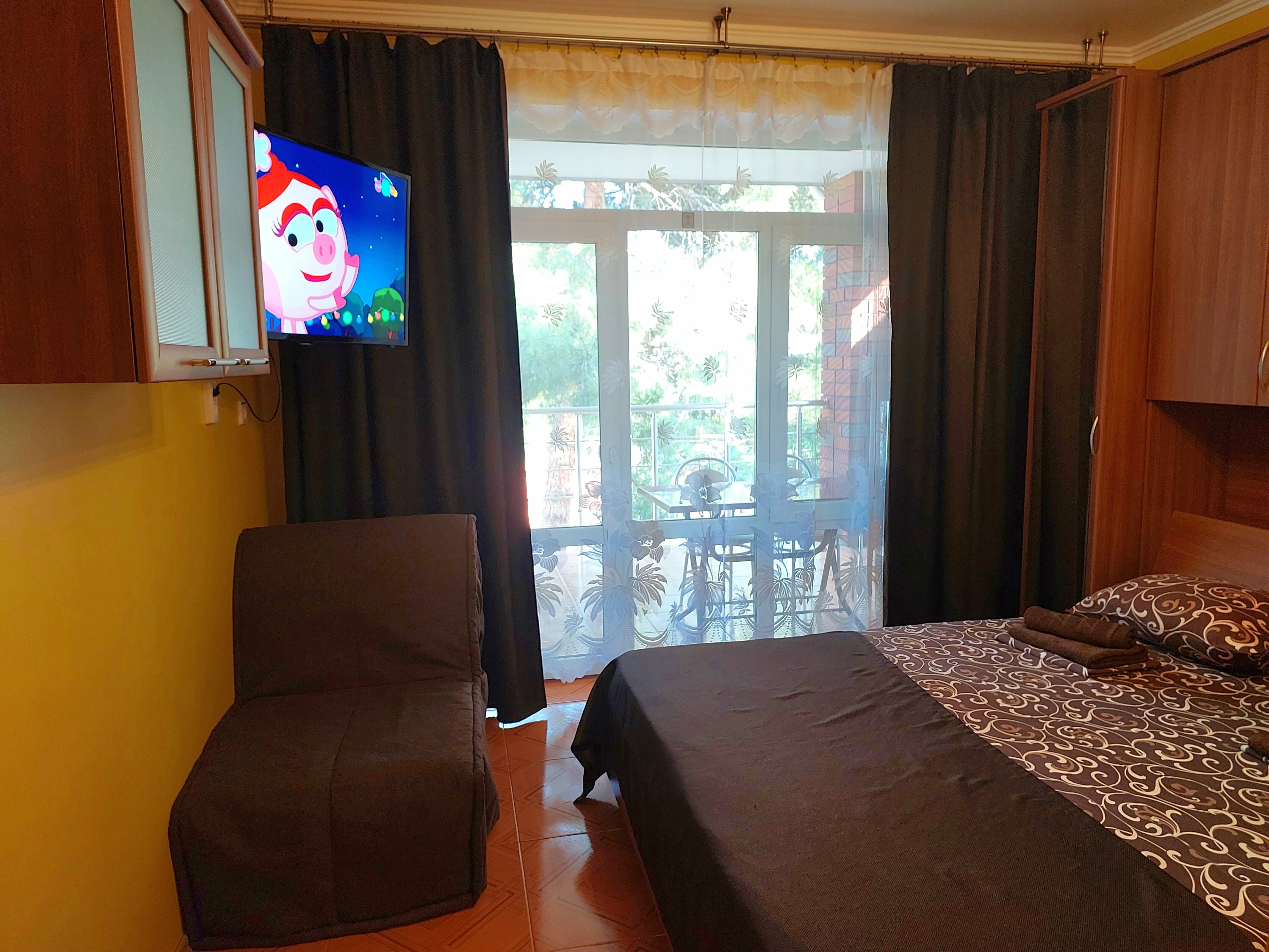 полулюкс небольшой с балконом