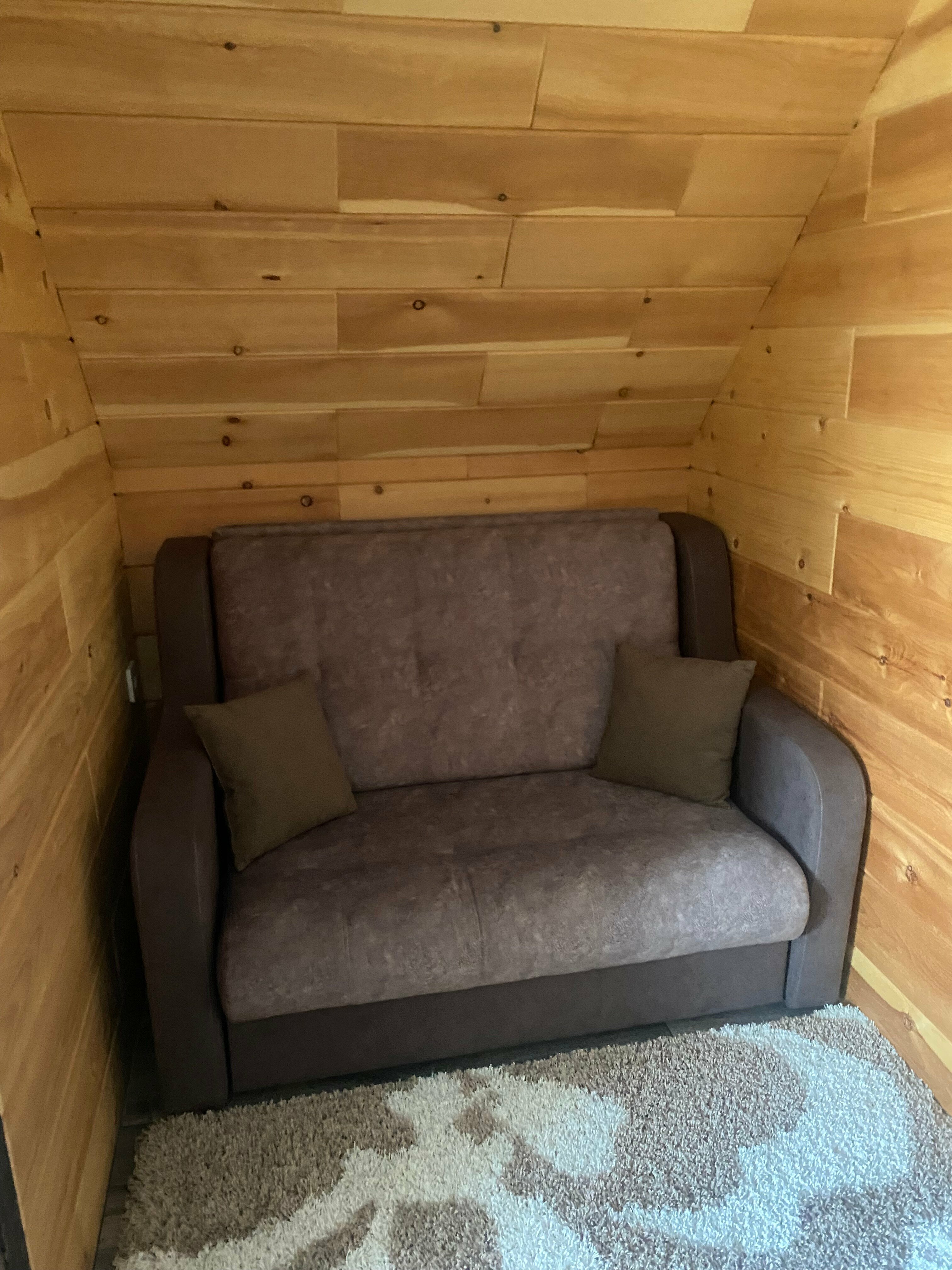 Семейный номер с видом на озеро