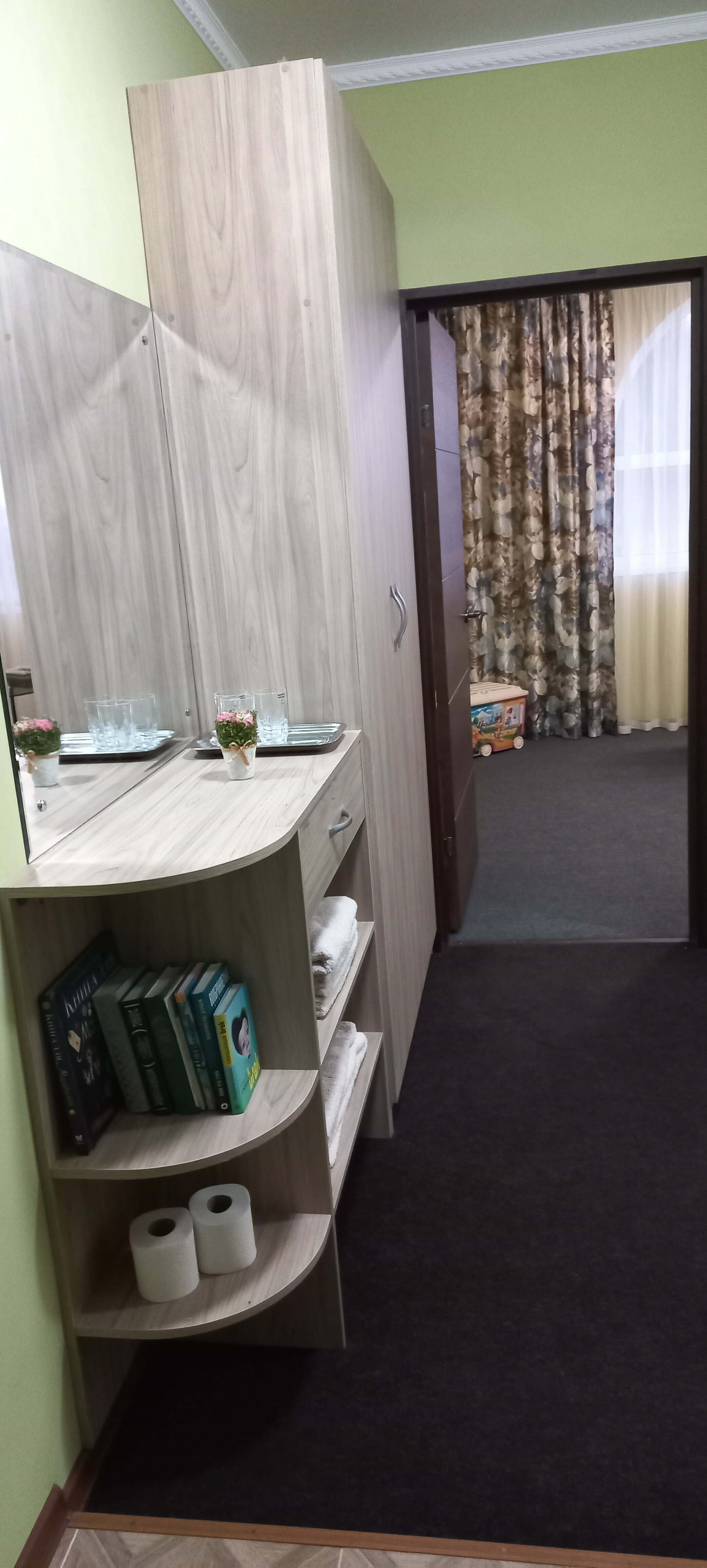 Улучшенный четырехместный номер