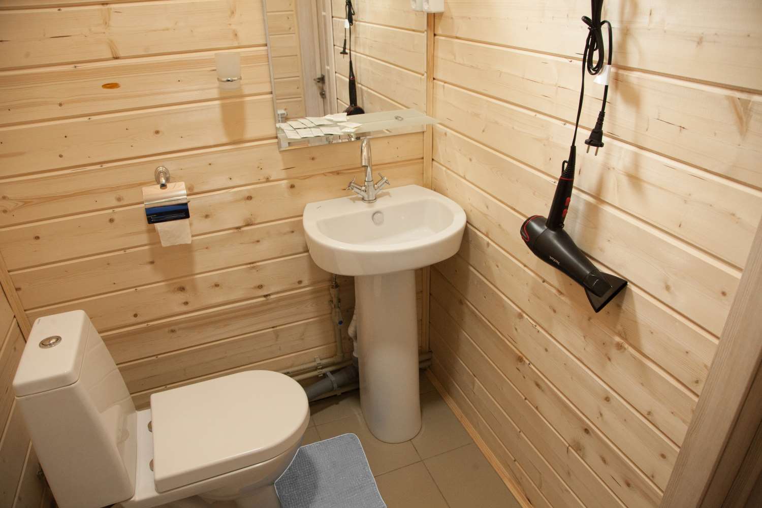 Одноэтажный коттедж с двумя комнатами