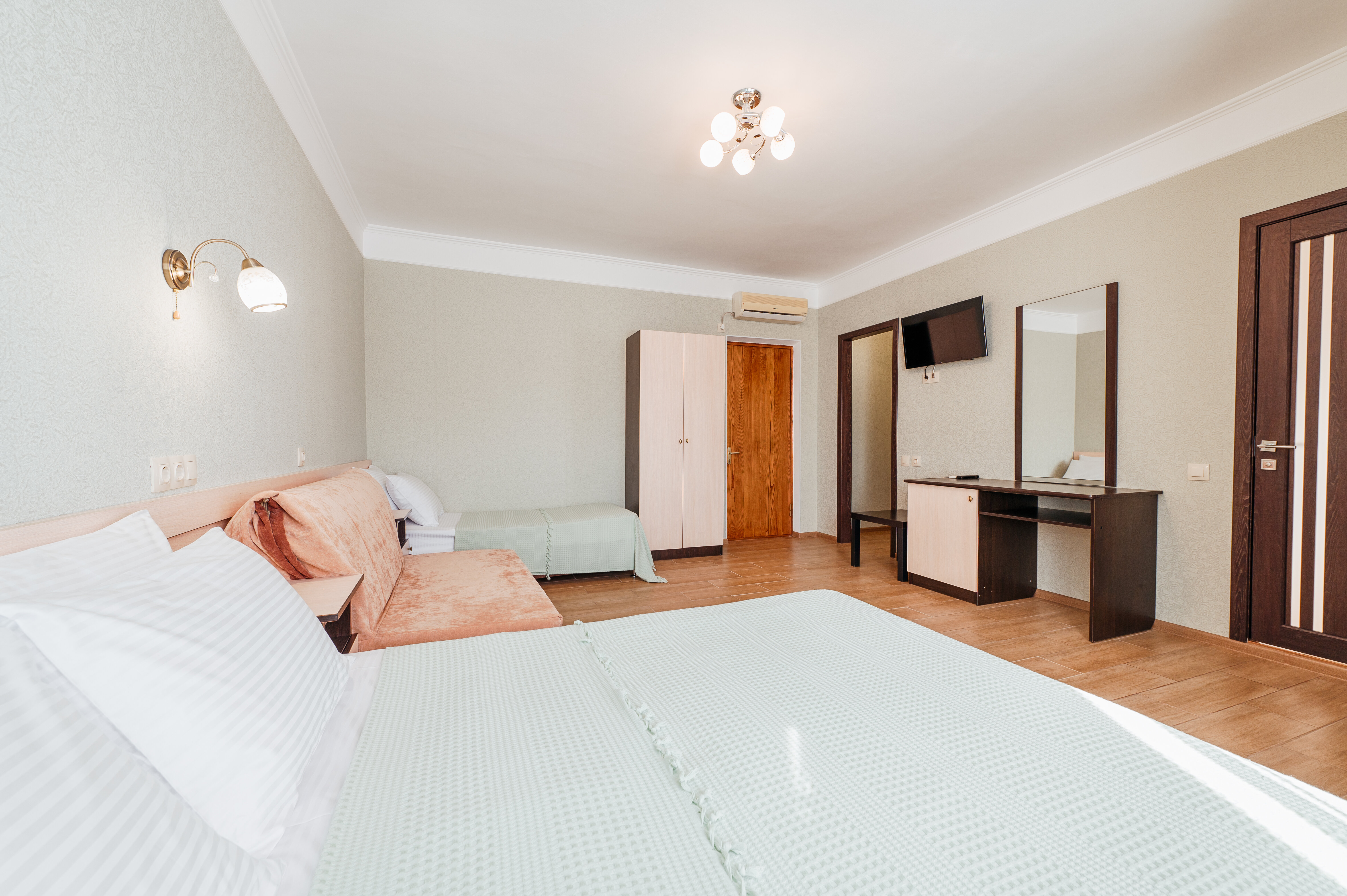 Стандартный трехместный номер