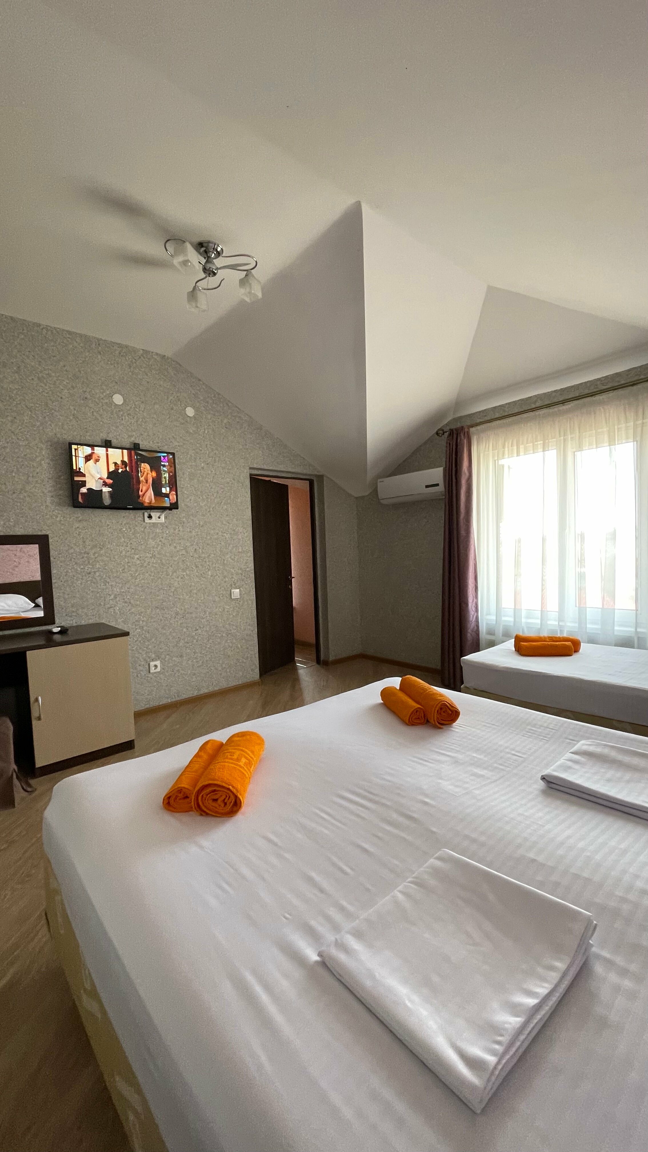 Стандартный трехместный номер