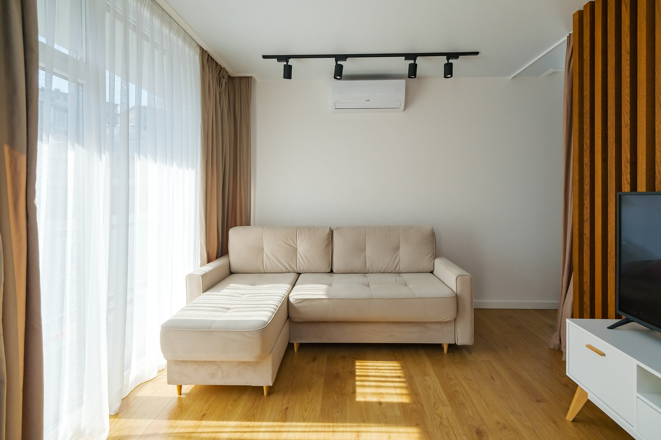 4-х местные апартаменты с балконом в жк c круглогодично подогреваемым бассейном +32 ° "Alicekeys" 7/91