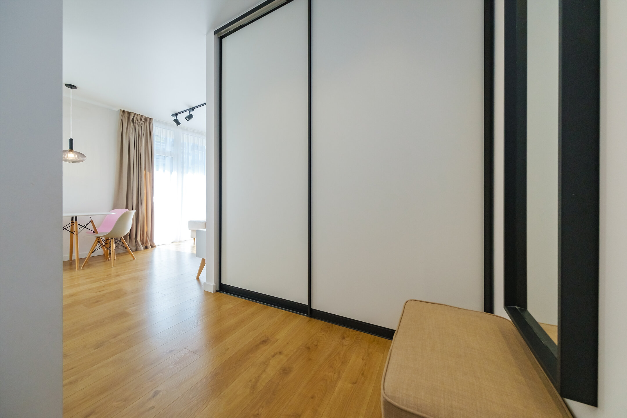 4-х местные апартаменты с балконом в жк c круглогодично подогреваемым бассейном +32 ° "Alicekeys" 7/91