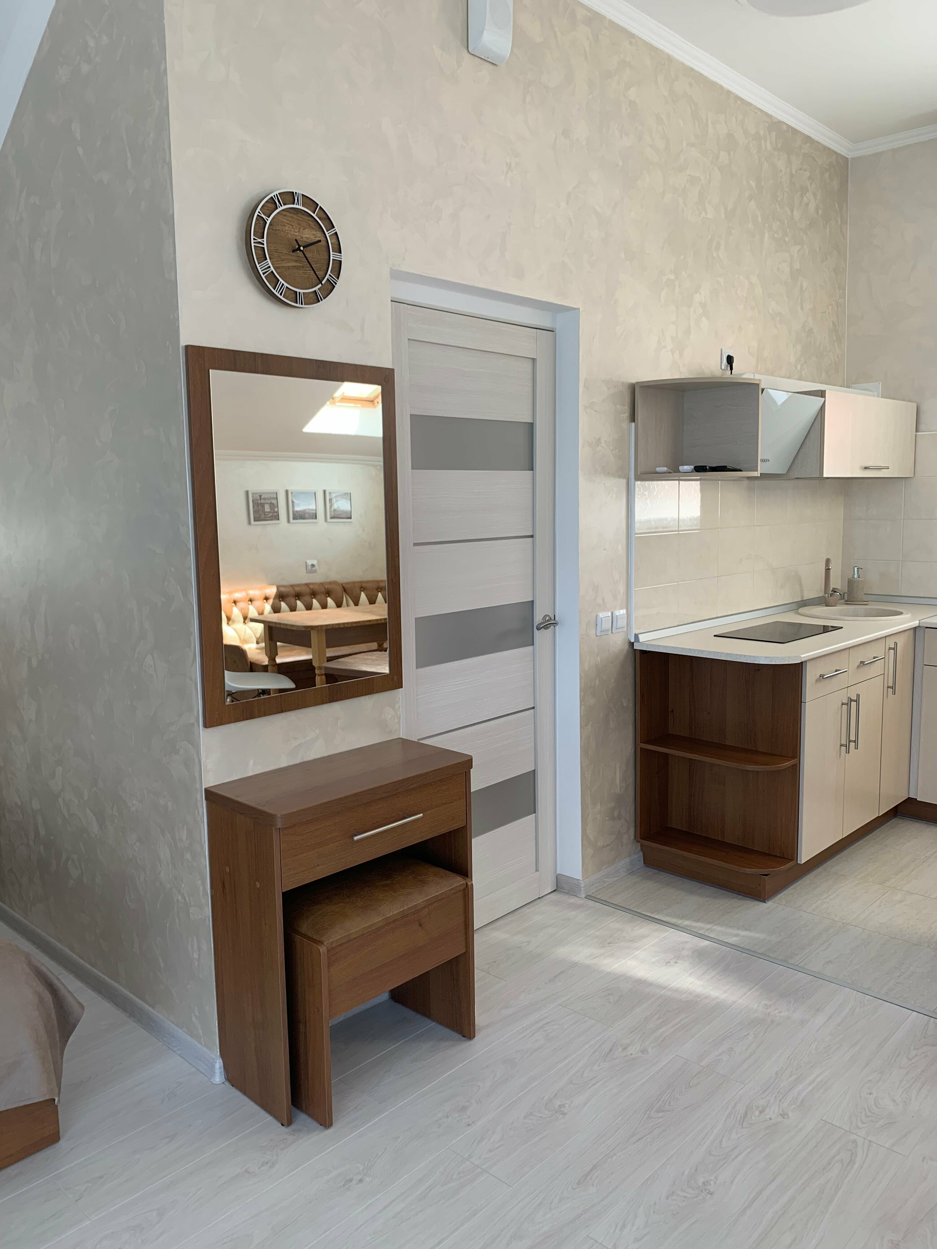 Семейный номер-студия  #3 с кухней 32 м.кв