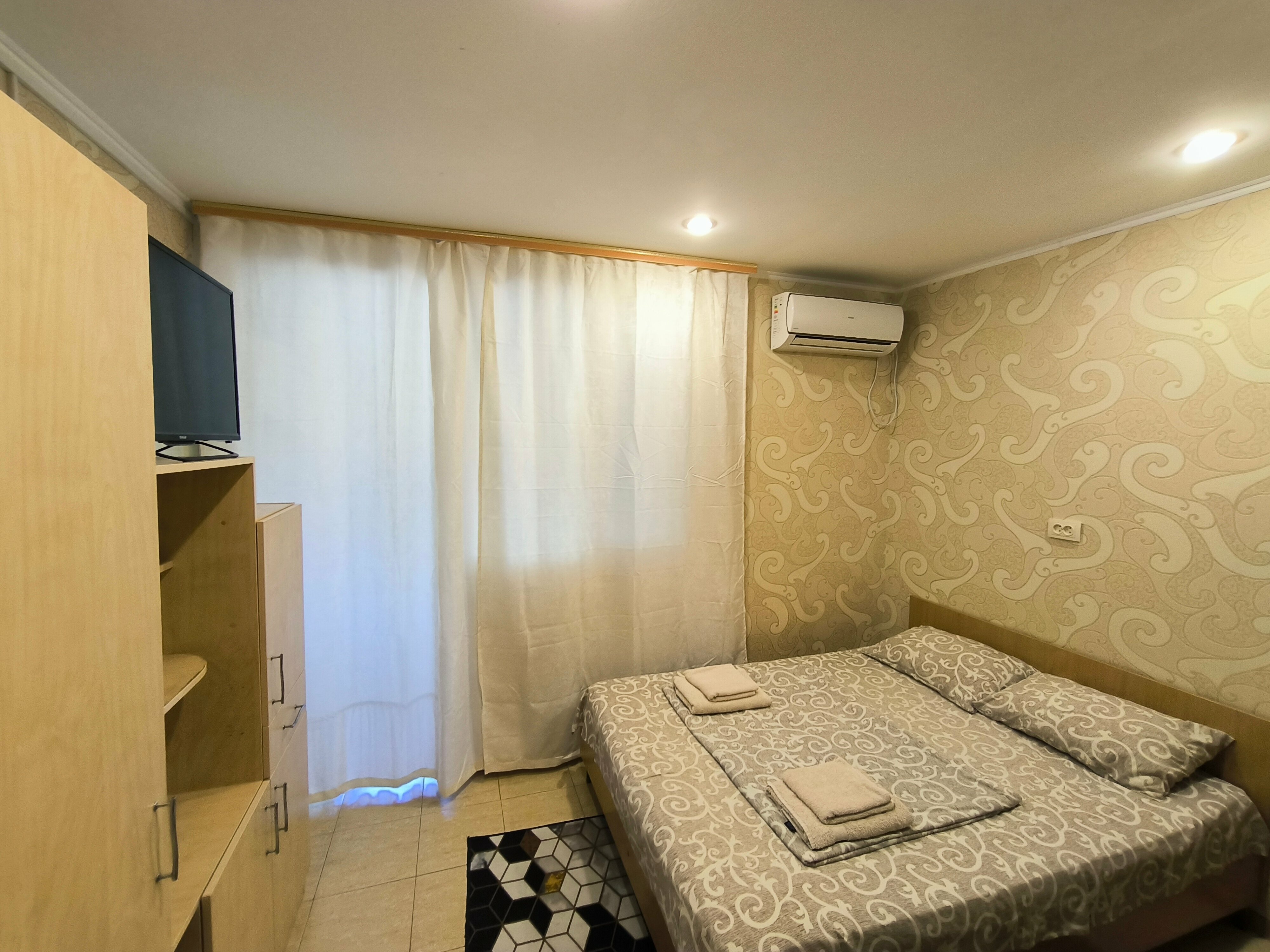 Трехместный номер с террасой