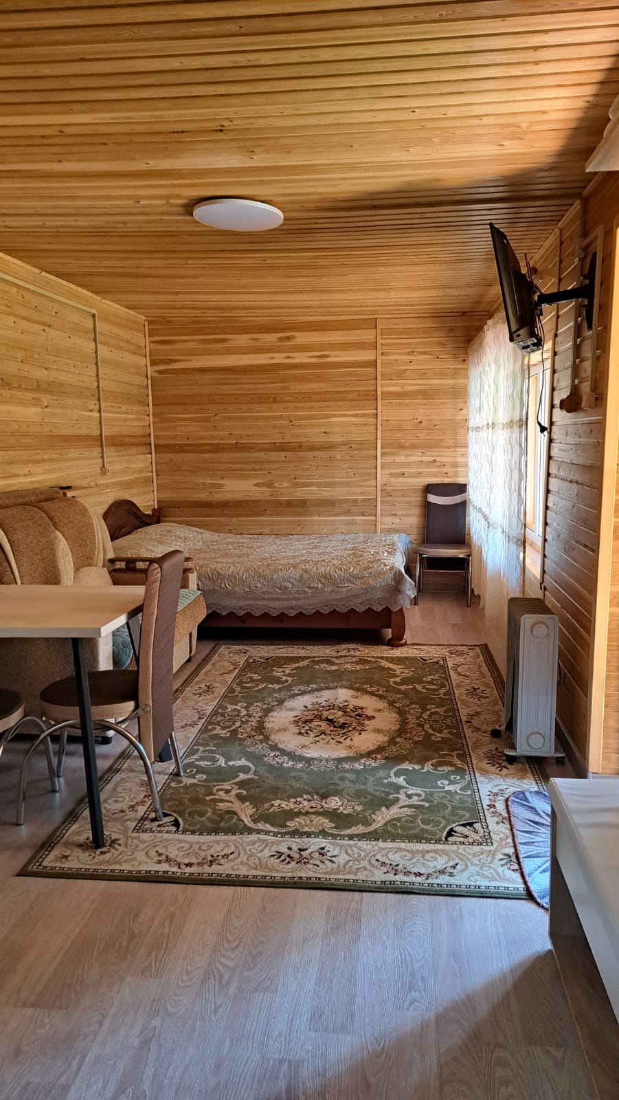 Трехместный номер с террасой