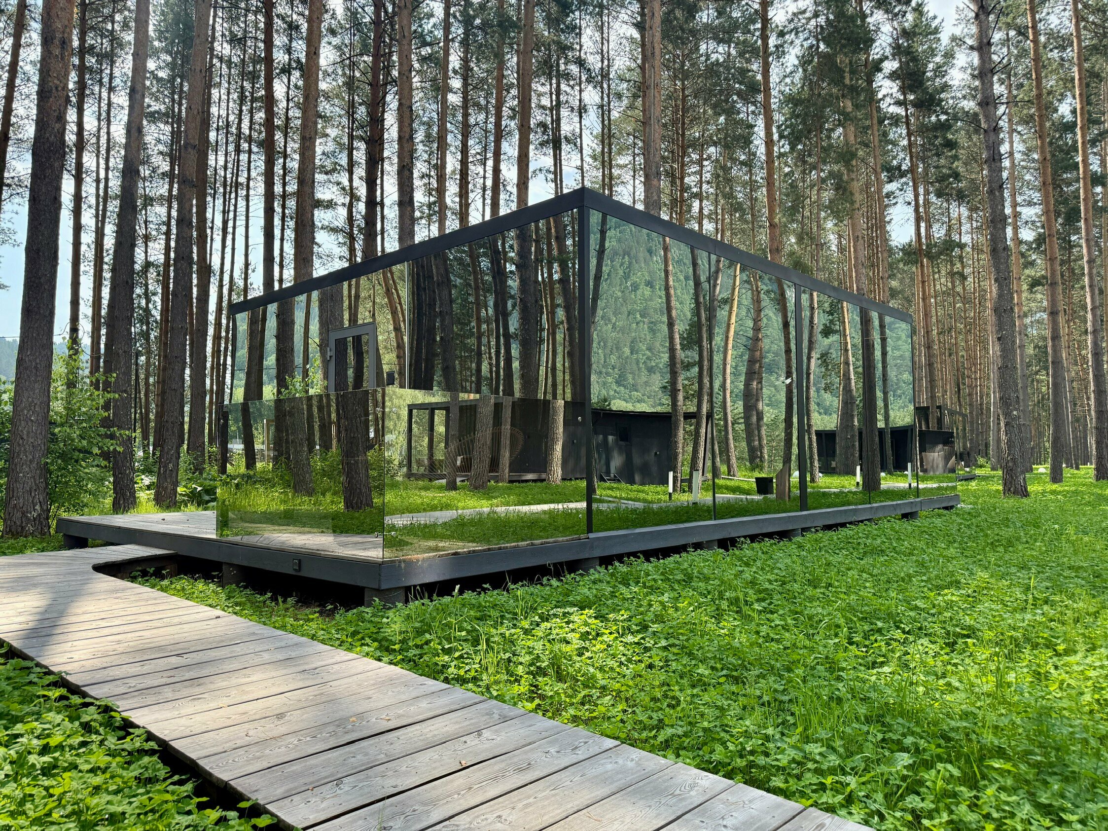 Зеркальный дом plus