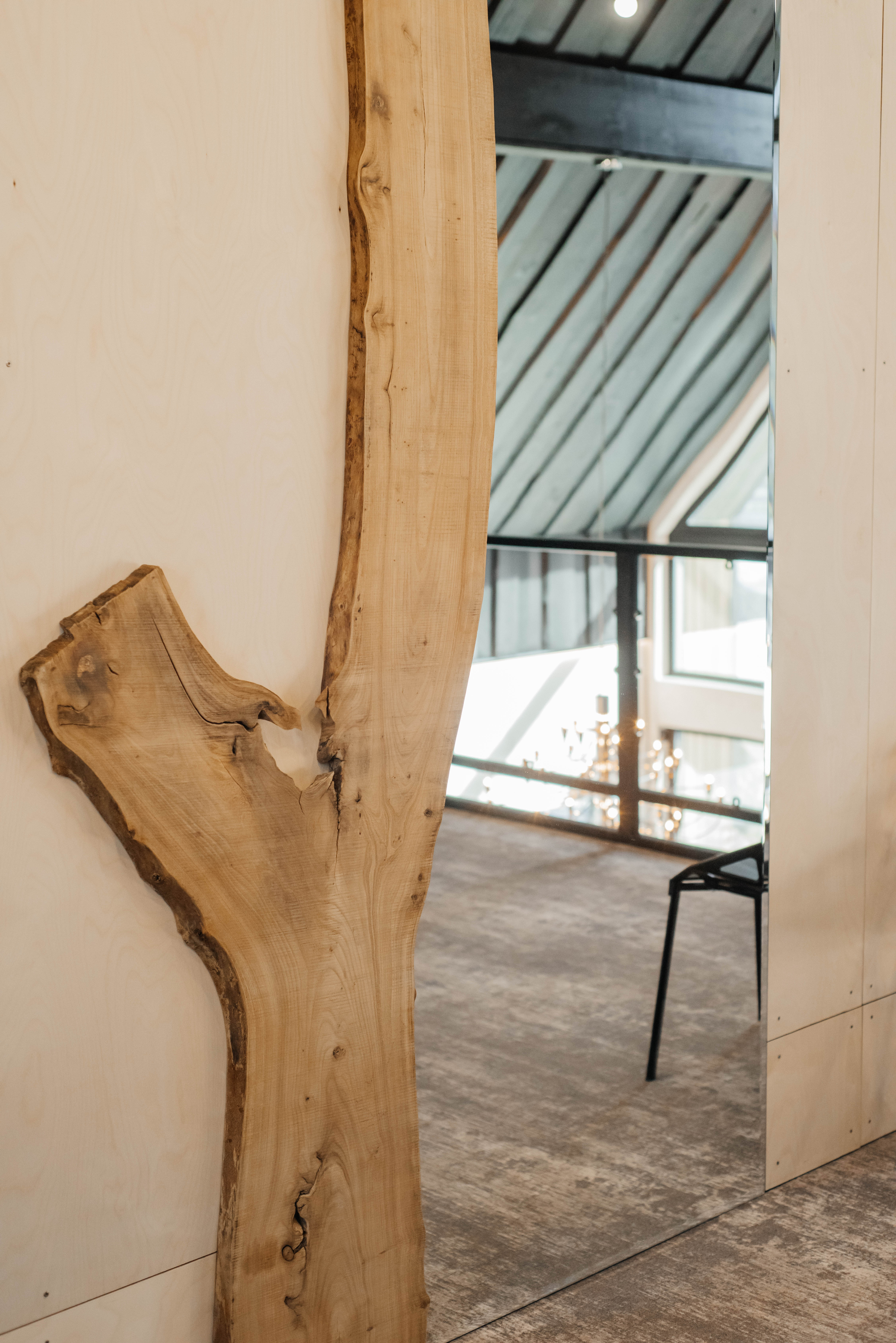 Шале Леонов