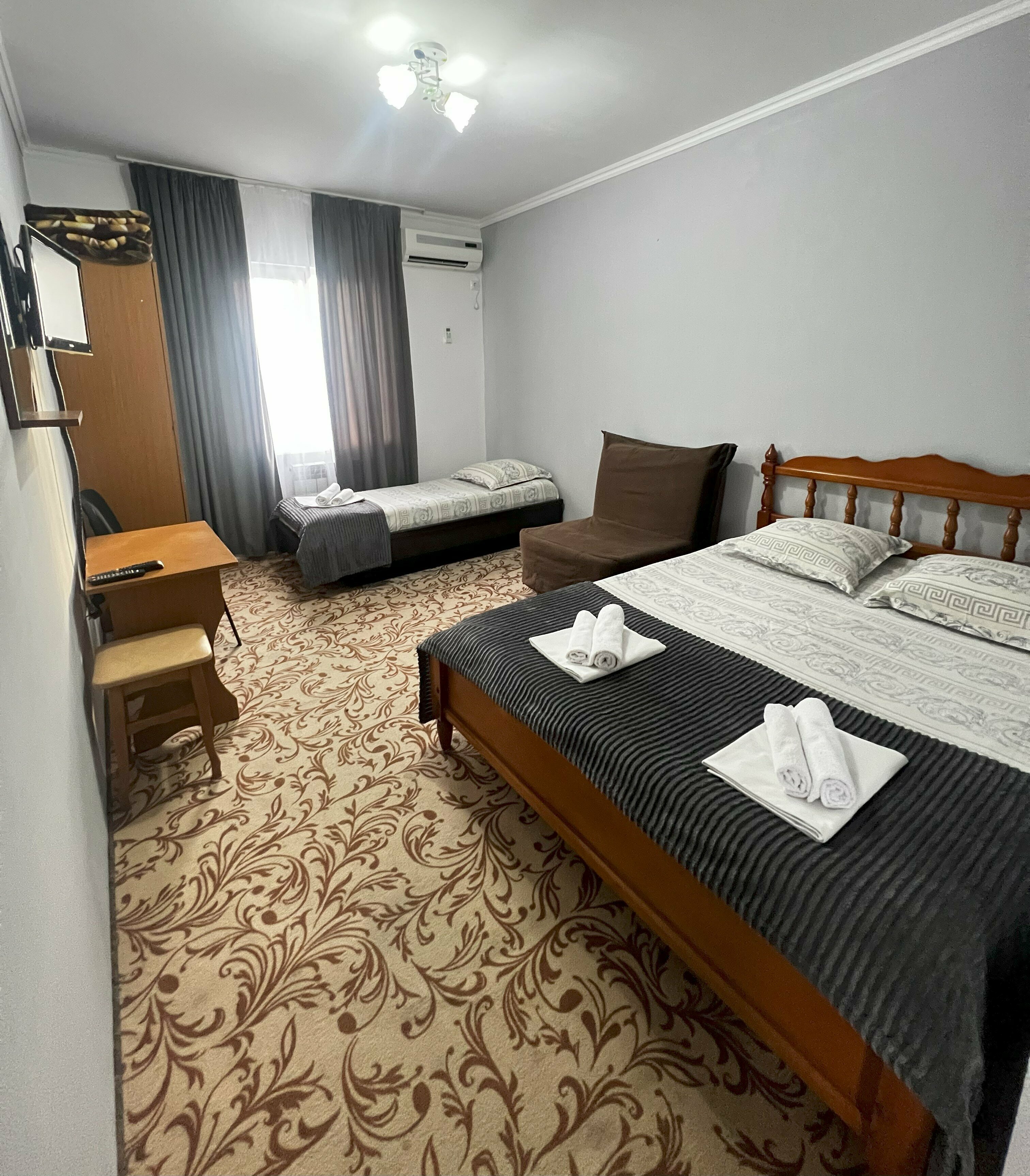 Комфорт однокомнатный (двуспальная кровать + 2 доп.места)