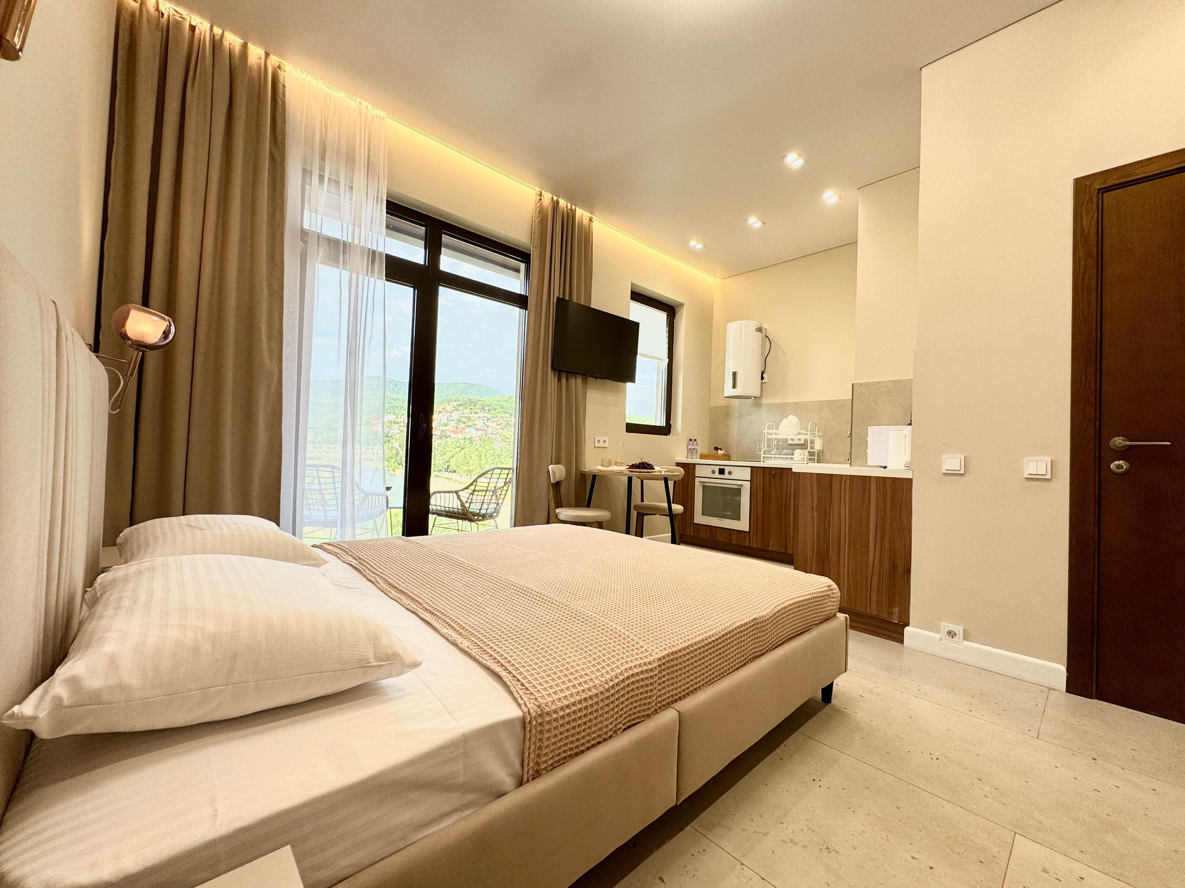 Апартаменты с балконом