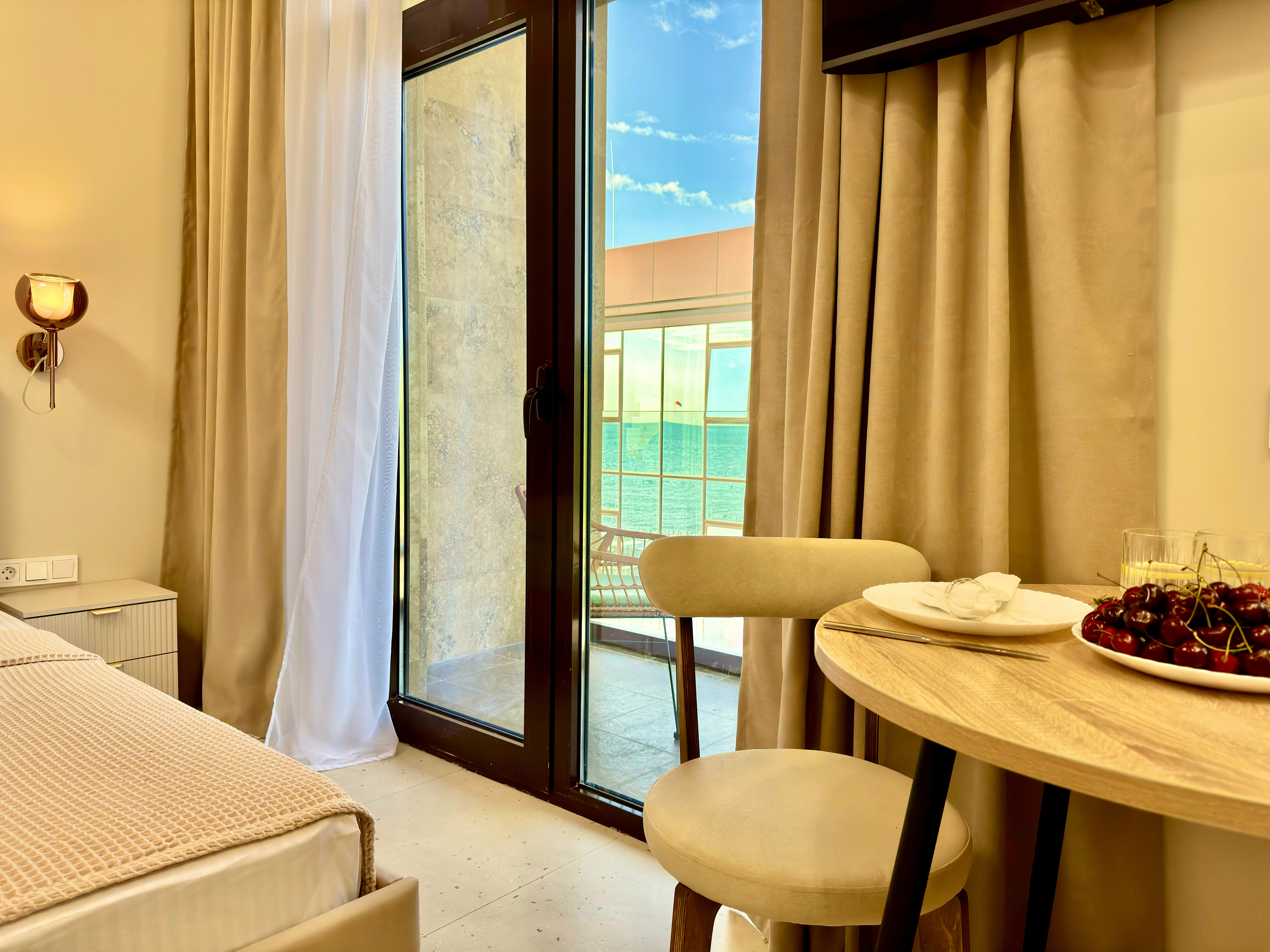 Апартаменты с балконом