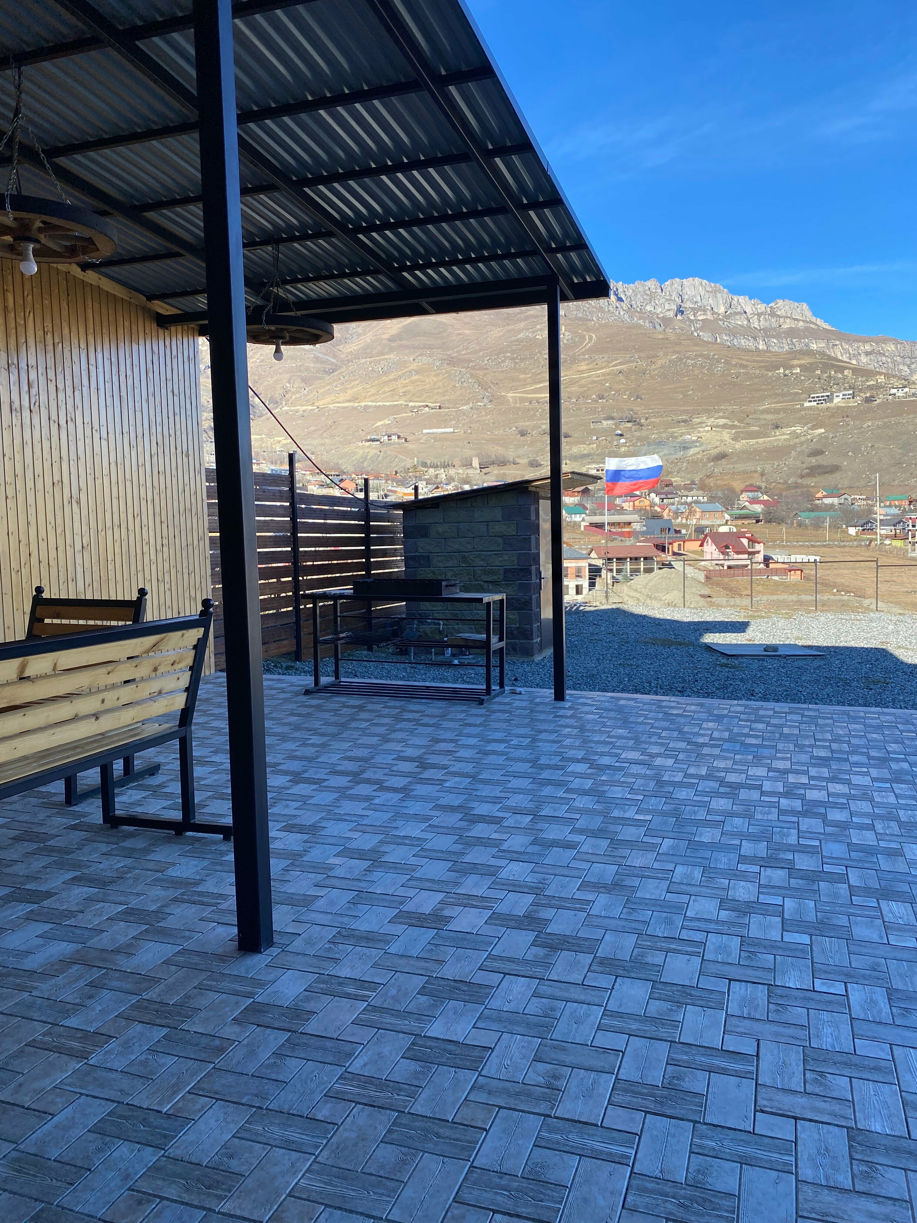 Дом с видом на горы