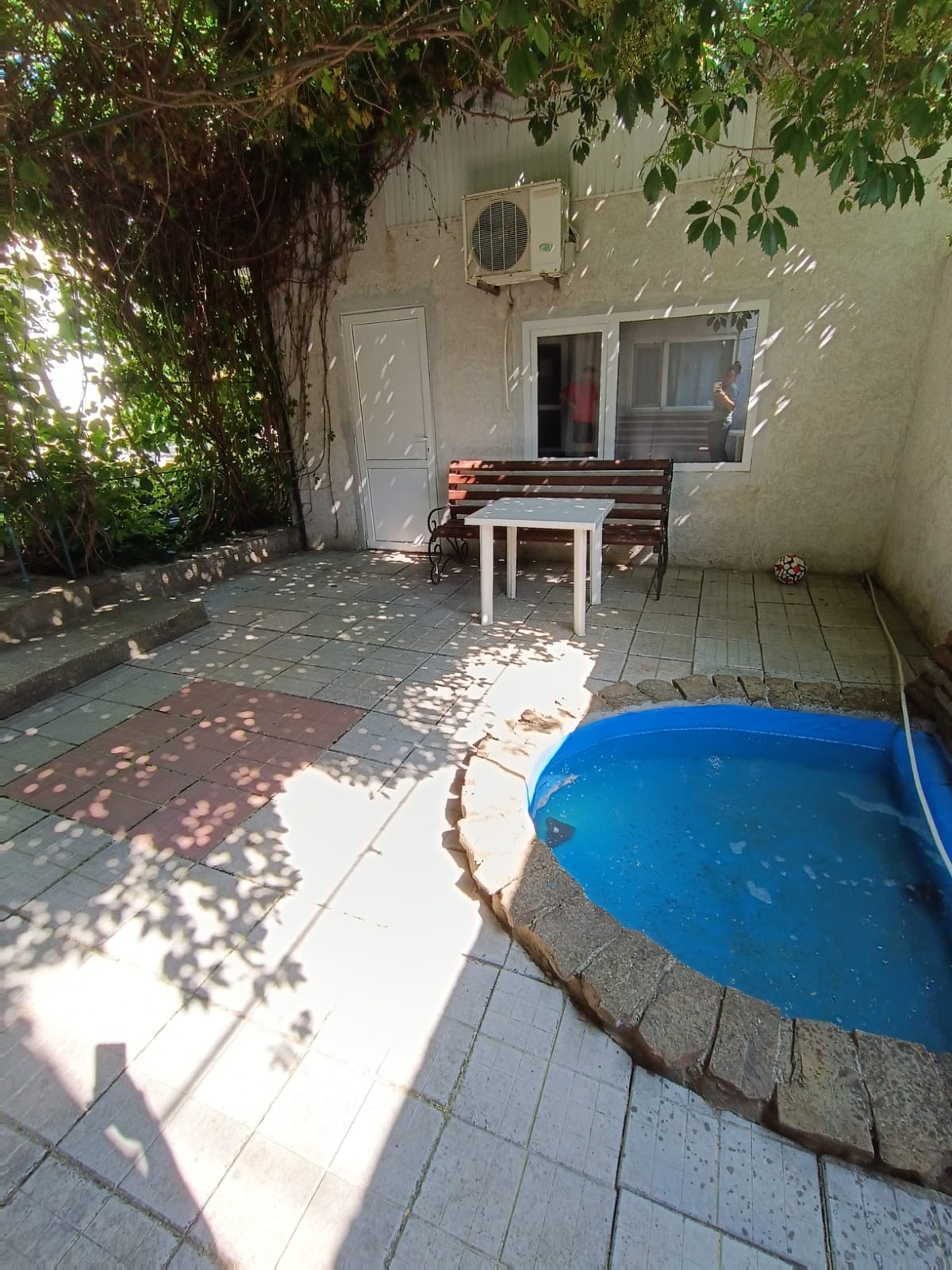 Трехместный домик