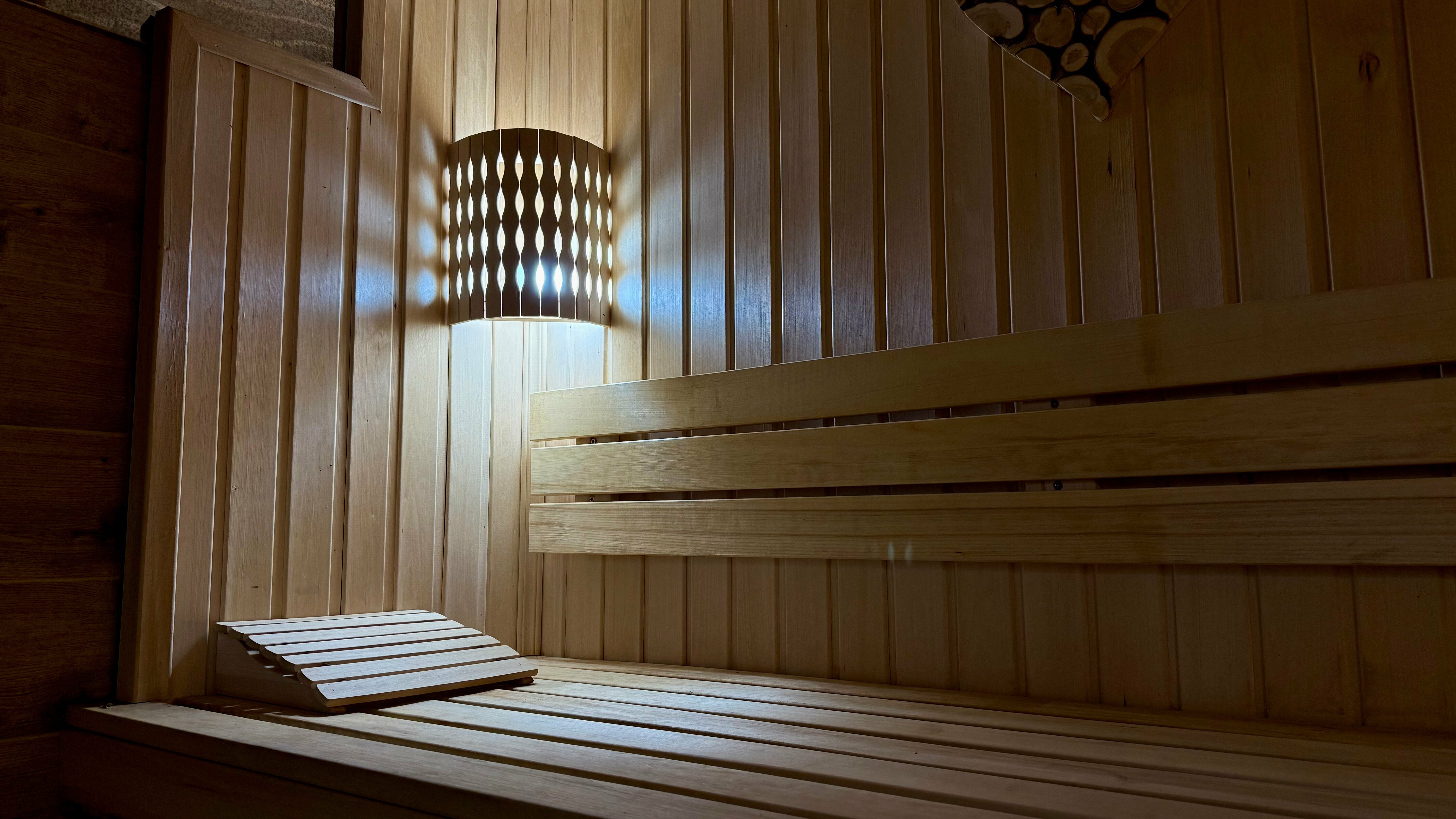 Дом с собственным бассейном