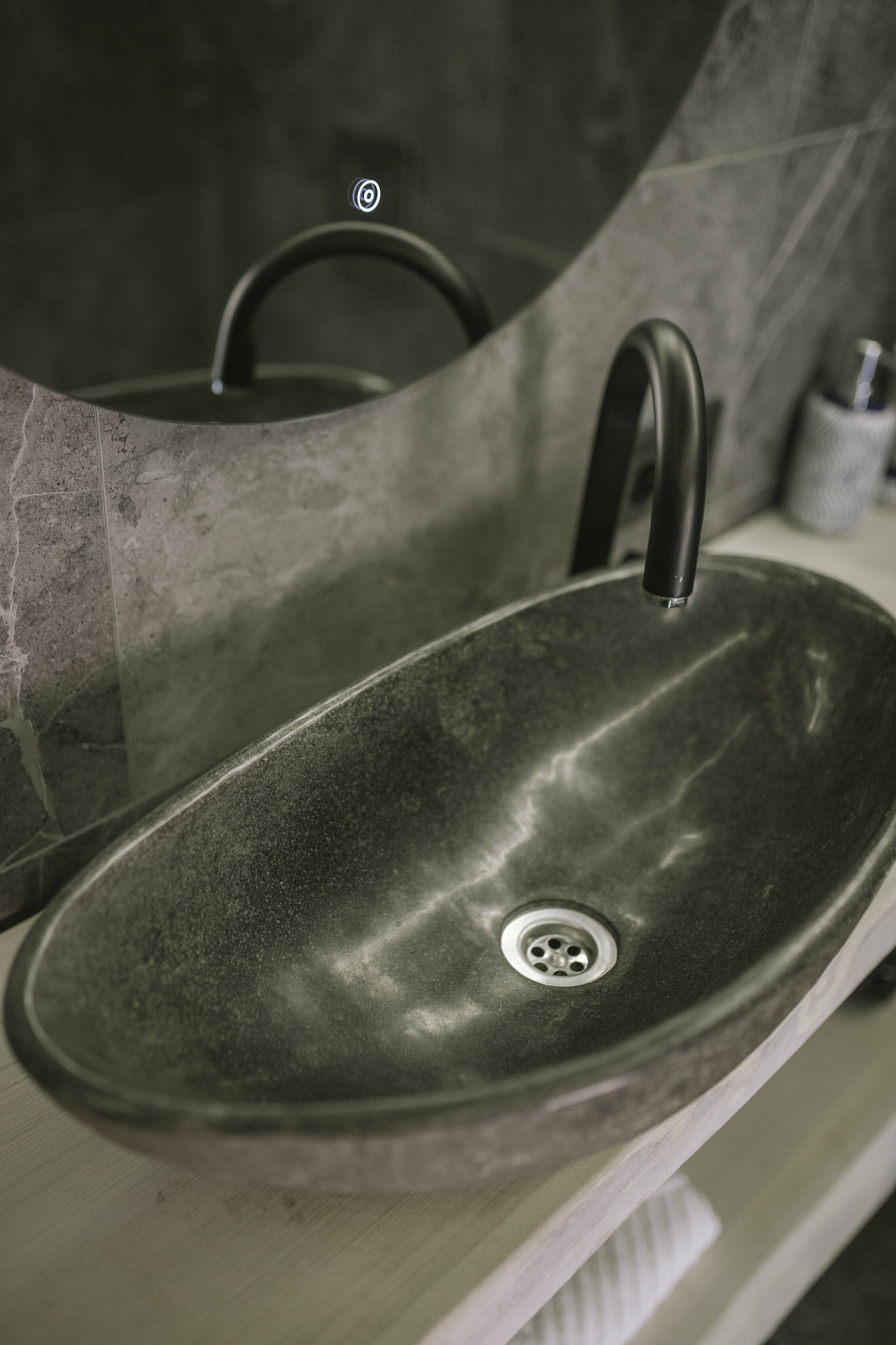 КУПОЛ НА ПЕРВОЙ ЛИНИИ