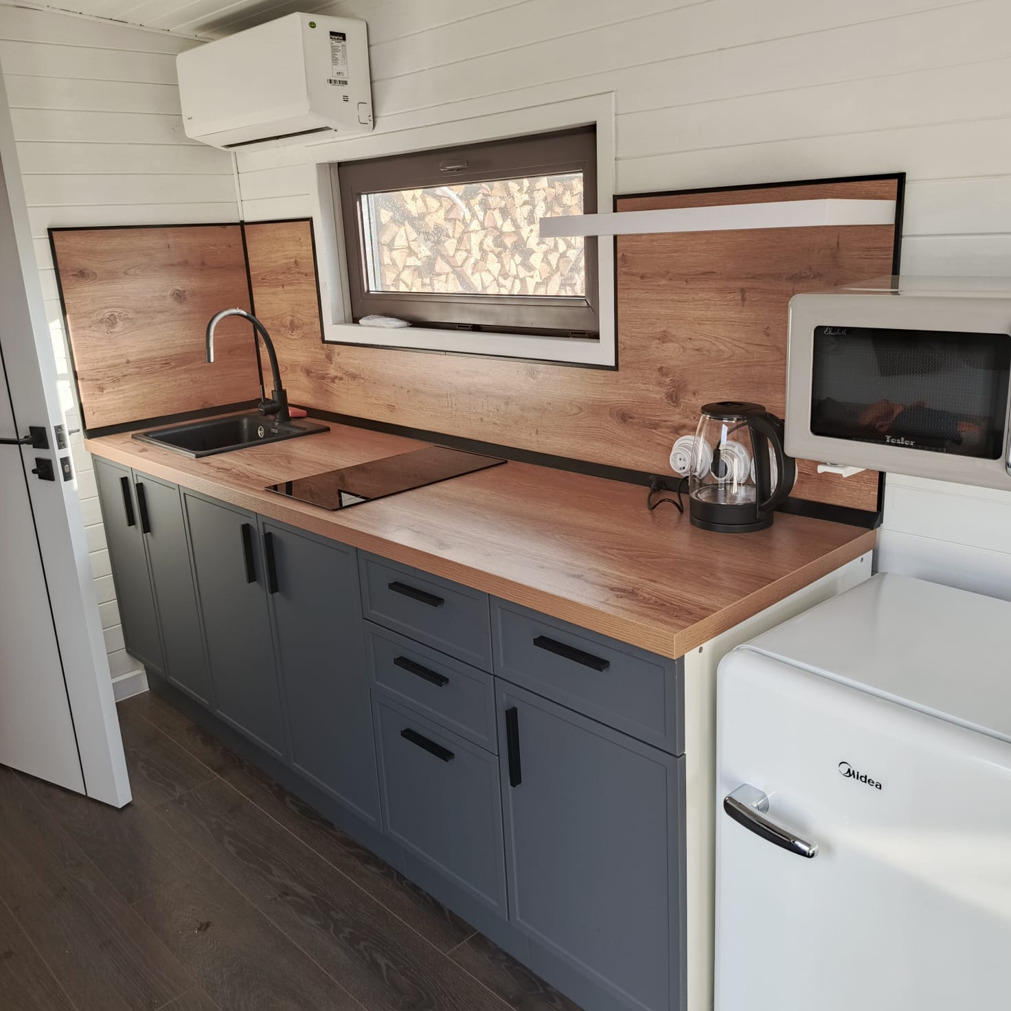 Скандинавское бунгало у реки и леса (чан оплачивается отдельно - 3500р)