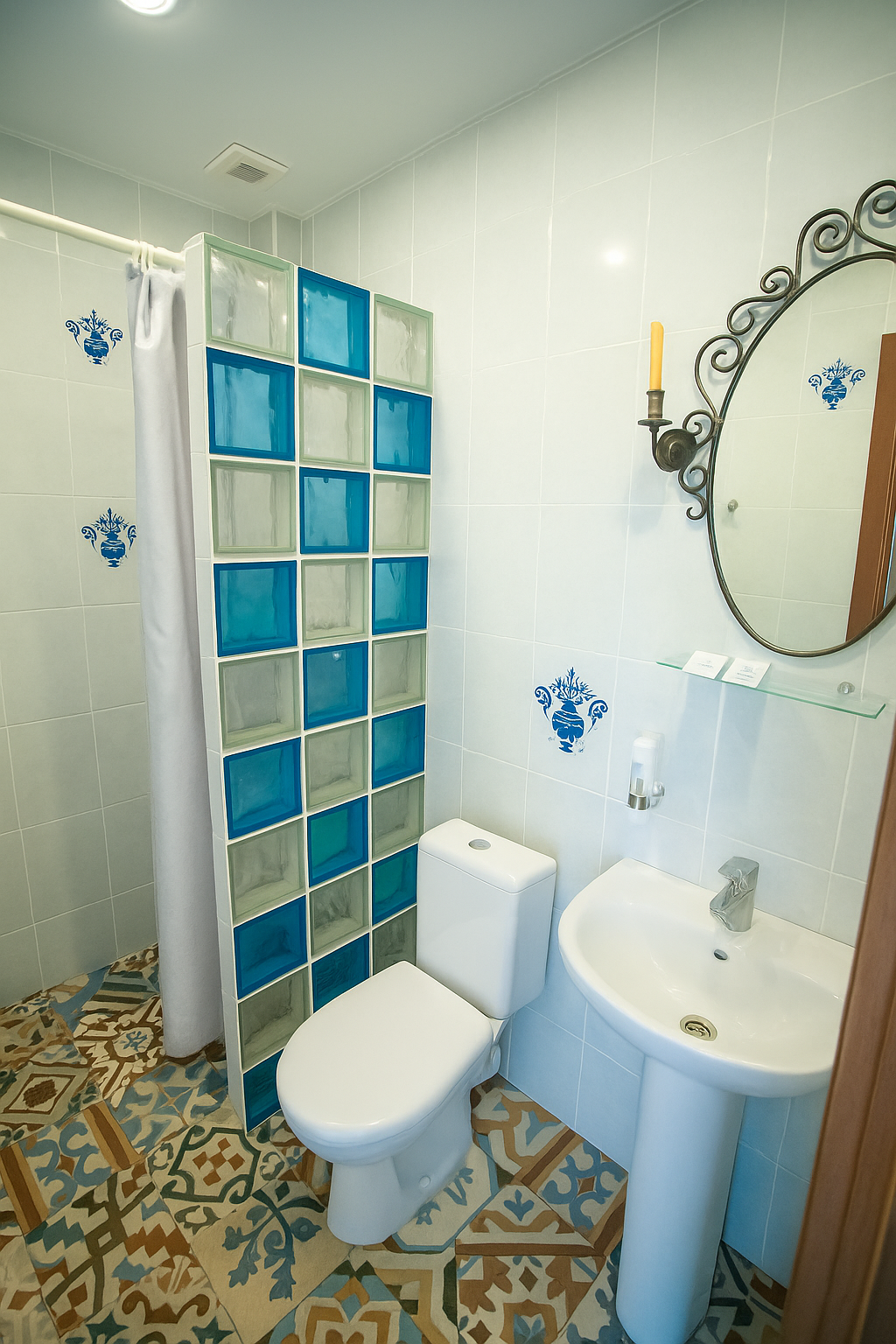 Улучшенный двухместный номер с 1 кроватью