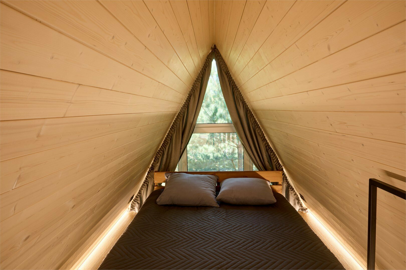 Дом с видом на лес