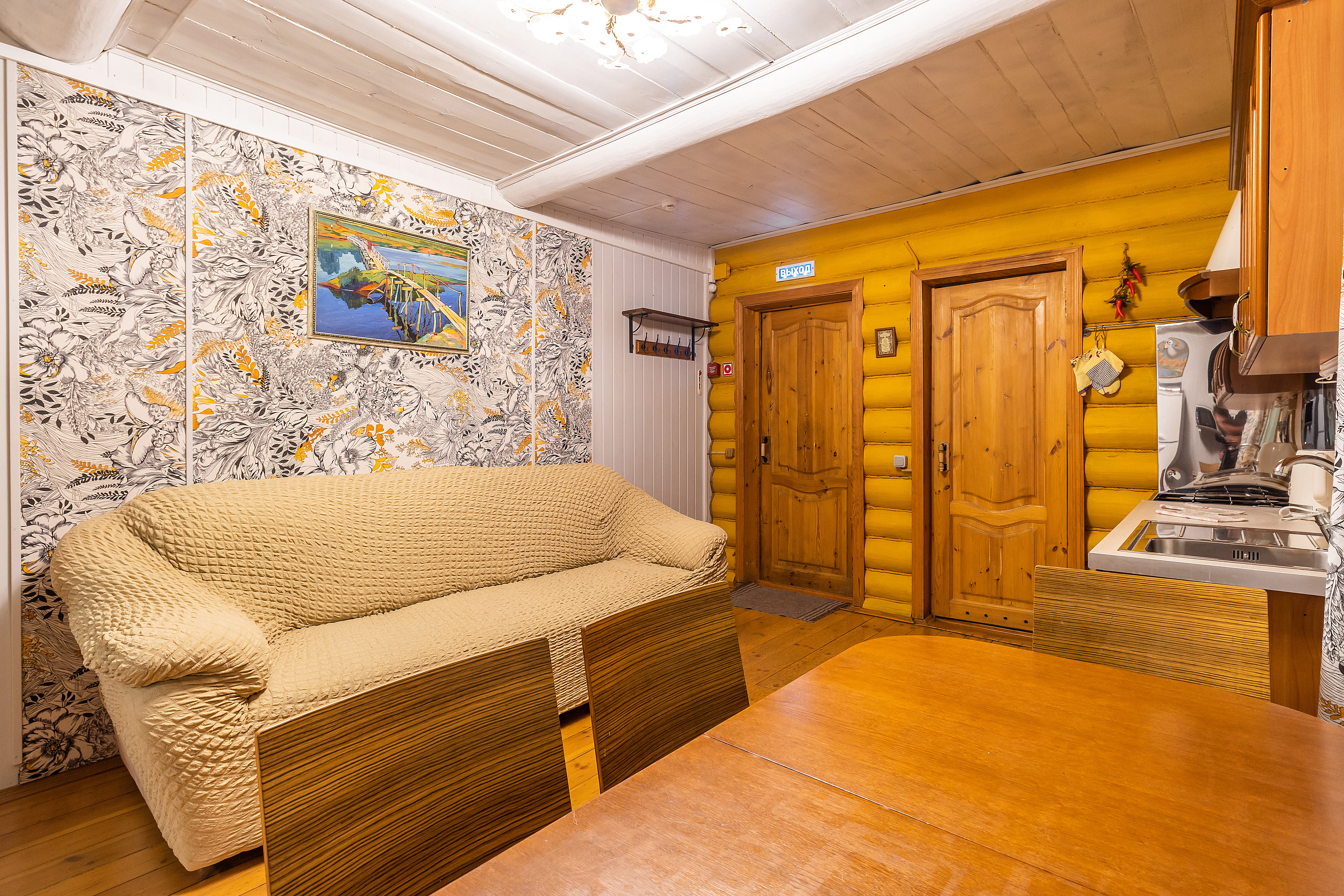 Семейный номер с террасой