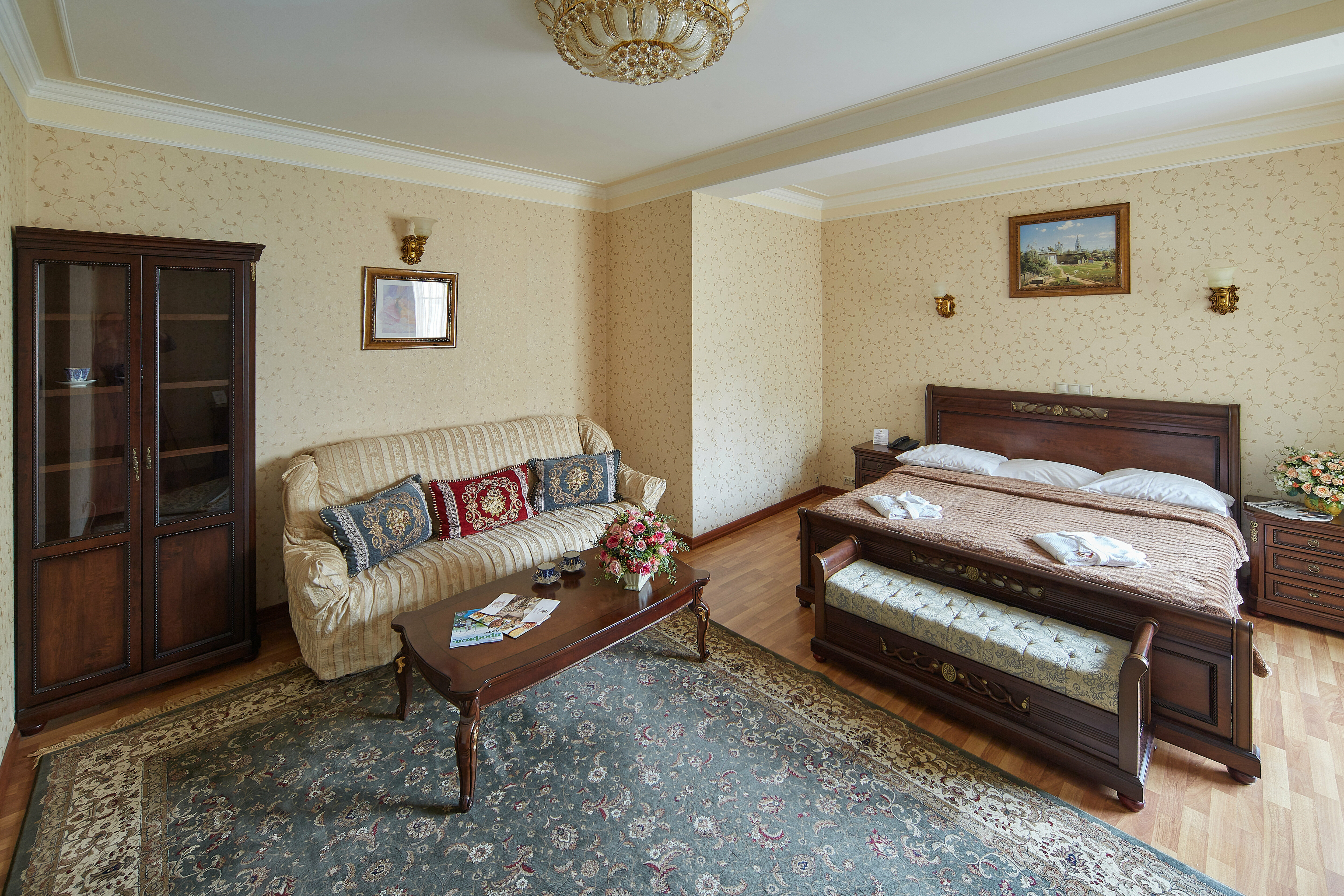 Большой двухместный номер с 1 кроватью