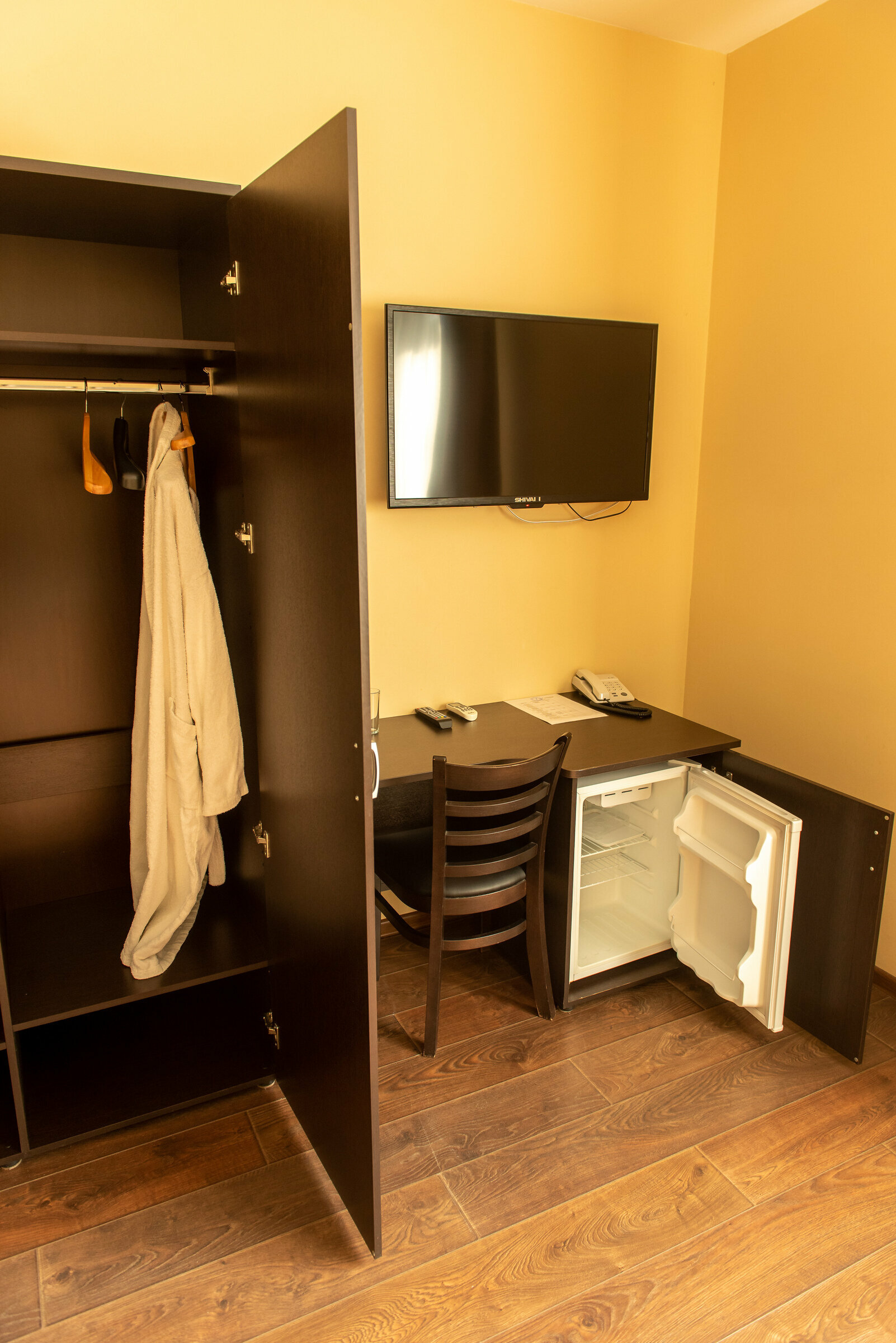 Двухместный номер Делюкс с 1 кроватью и душем