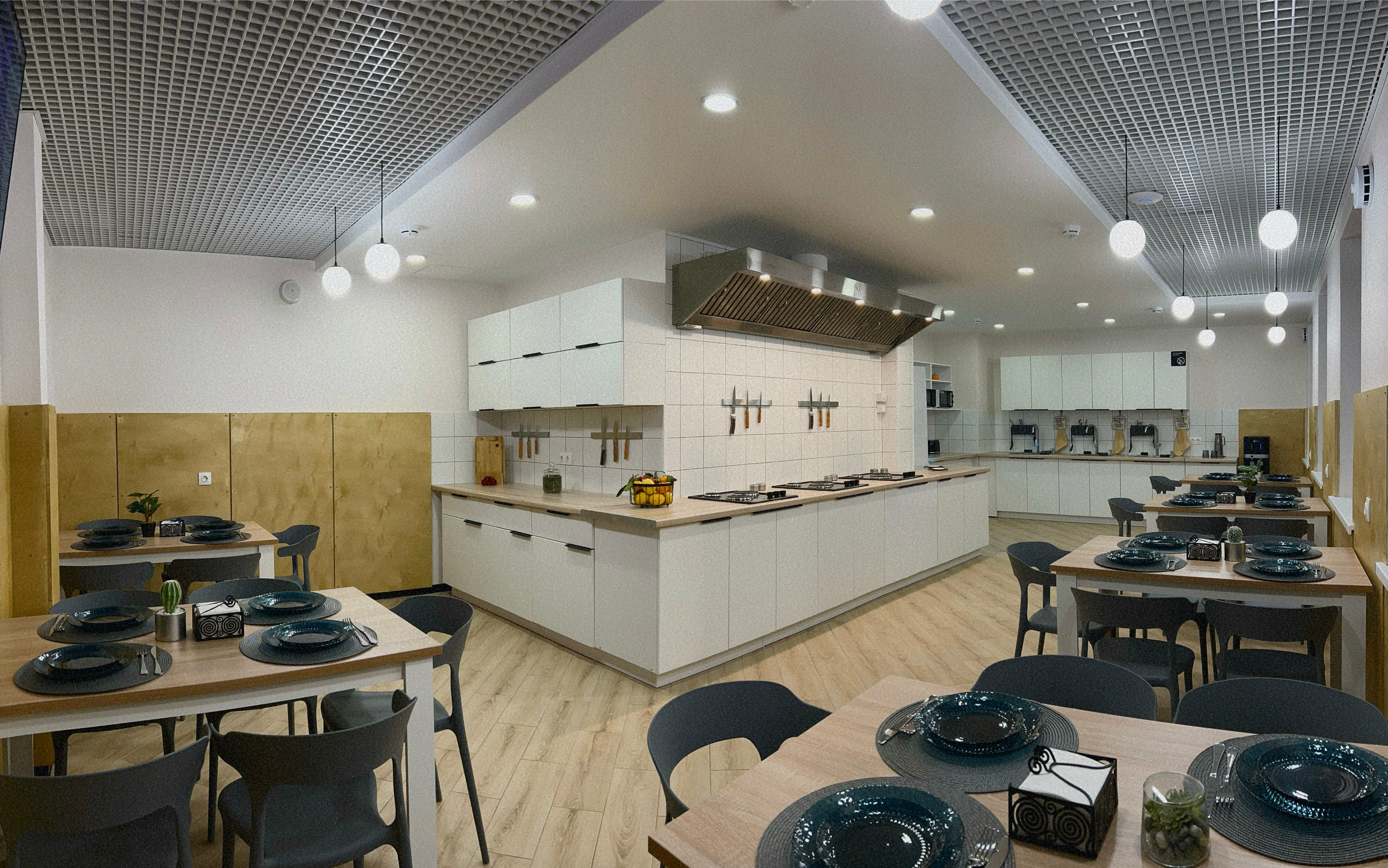 ТОЛЬКО ДЛЯ МУЖЧИН Капсула в мужском хостеле