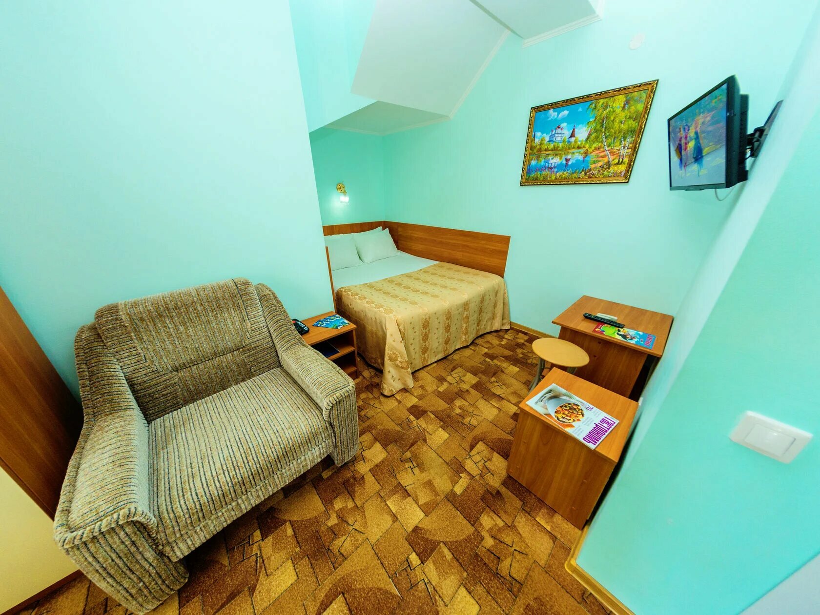 Коттедж с балконом