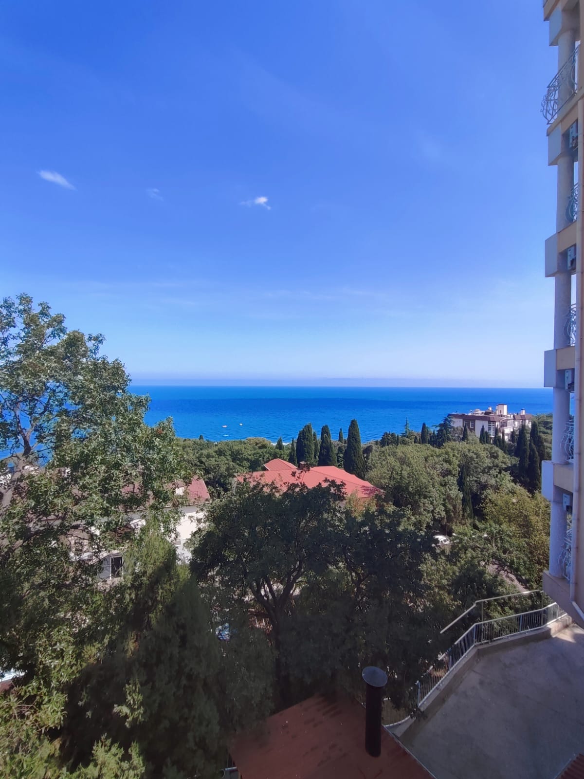 Семейный номер с видом на море