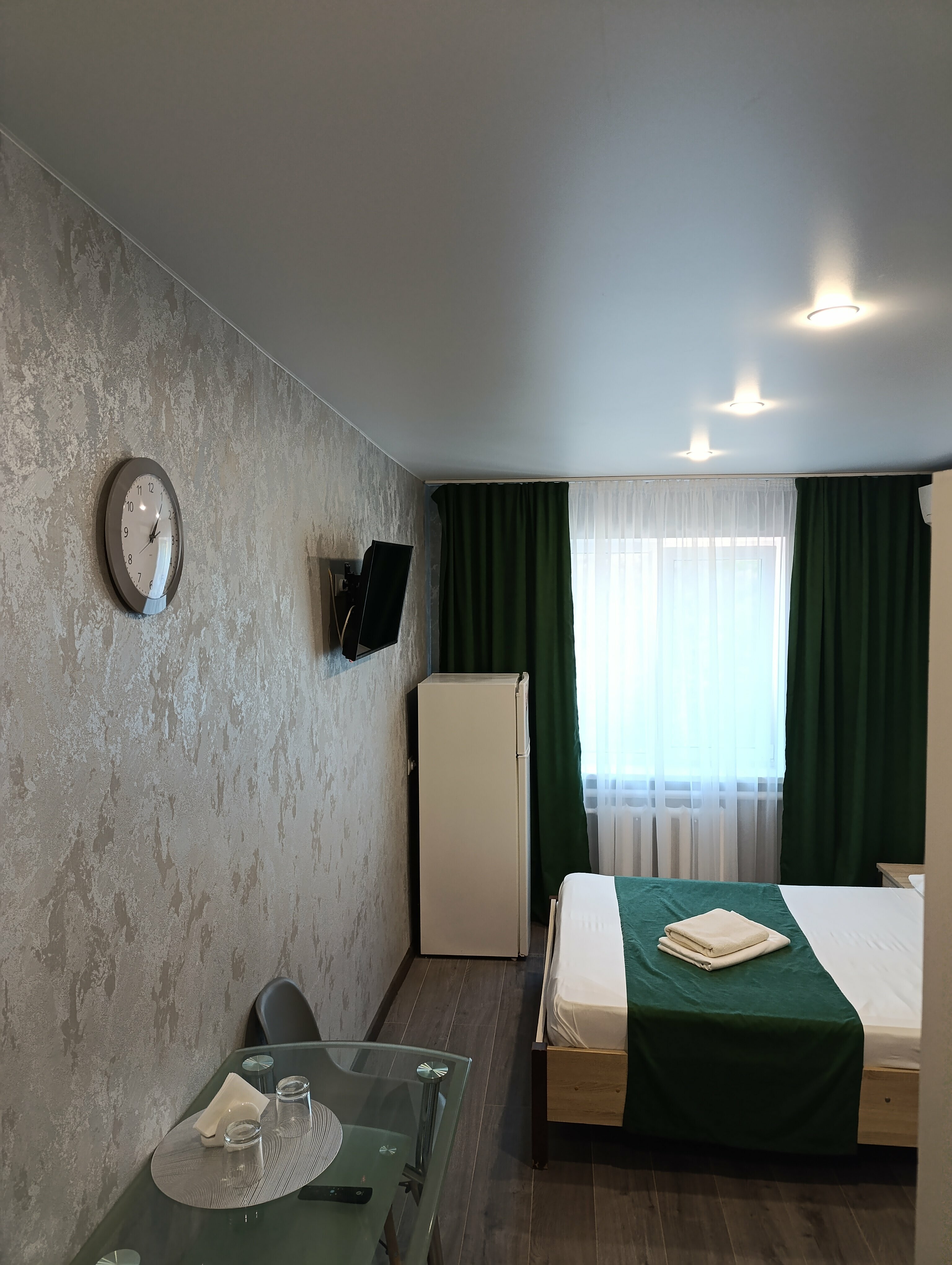 Большой двухместный номер с 1 кроватью