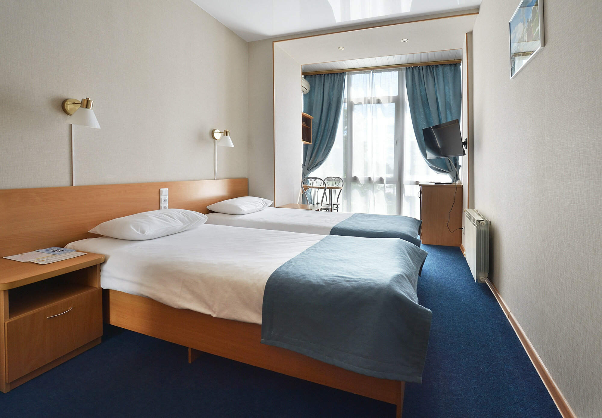 Номер категории Стандарт с двумя кроватями