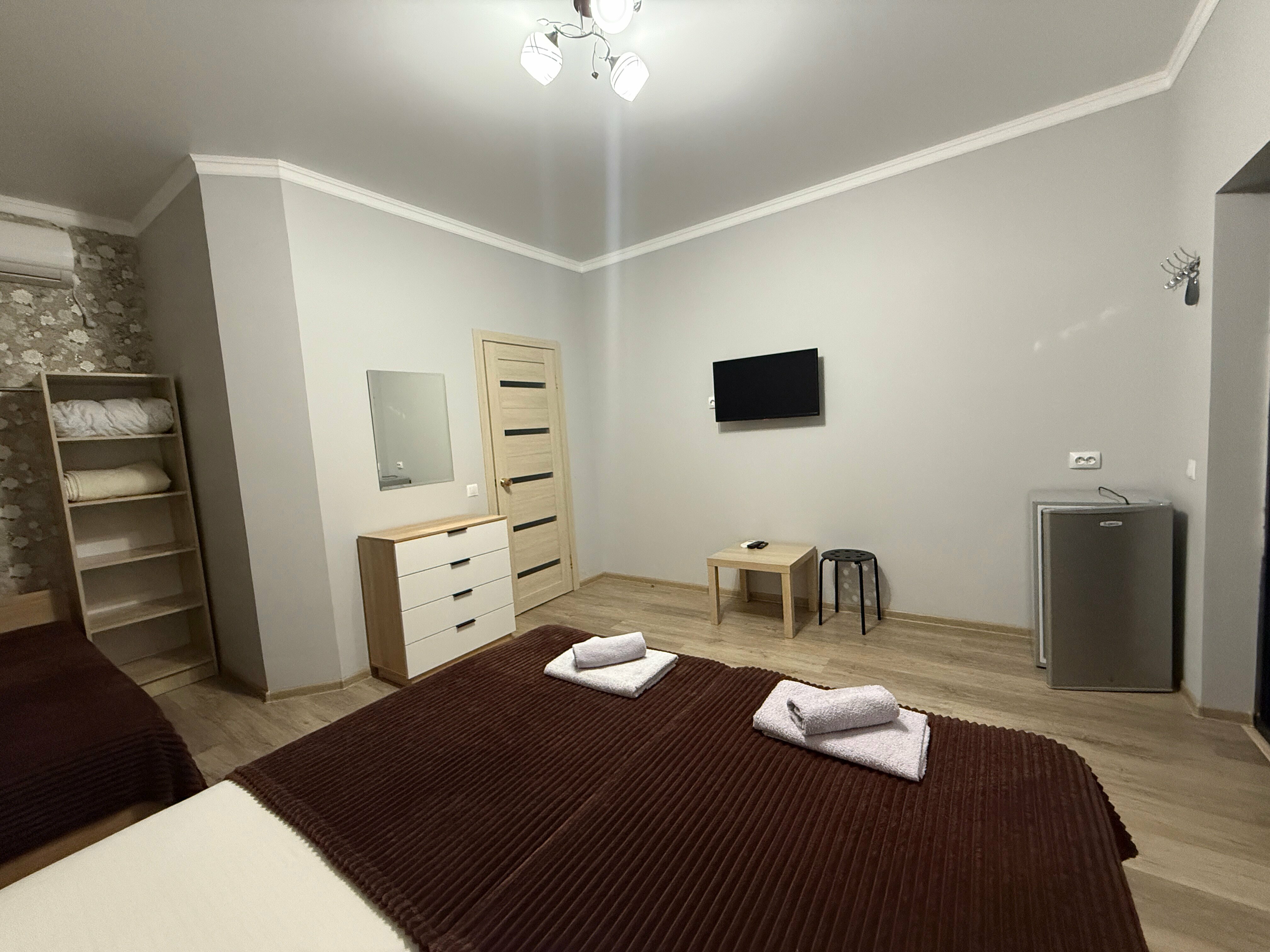 Трехместный с раздельными кроватями