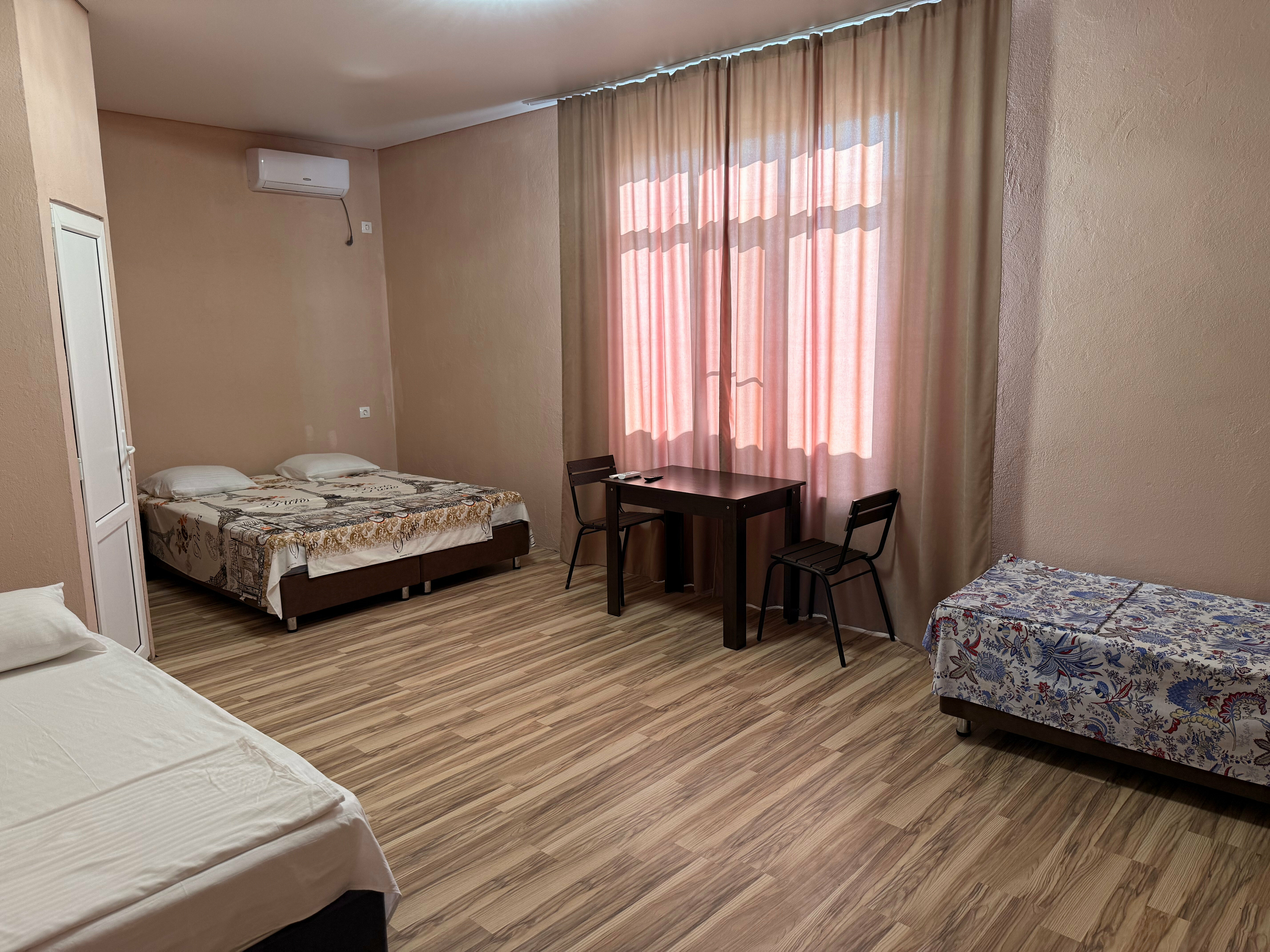 Семейный номер с душем