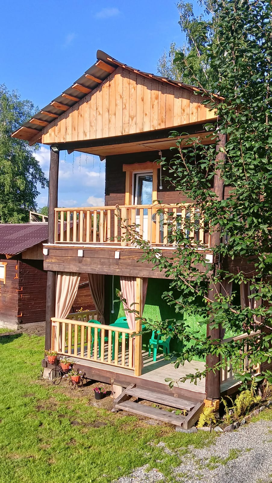 Трехместный номер с балконом