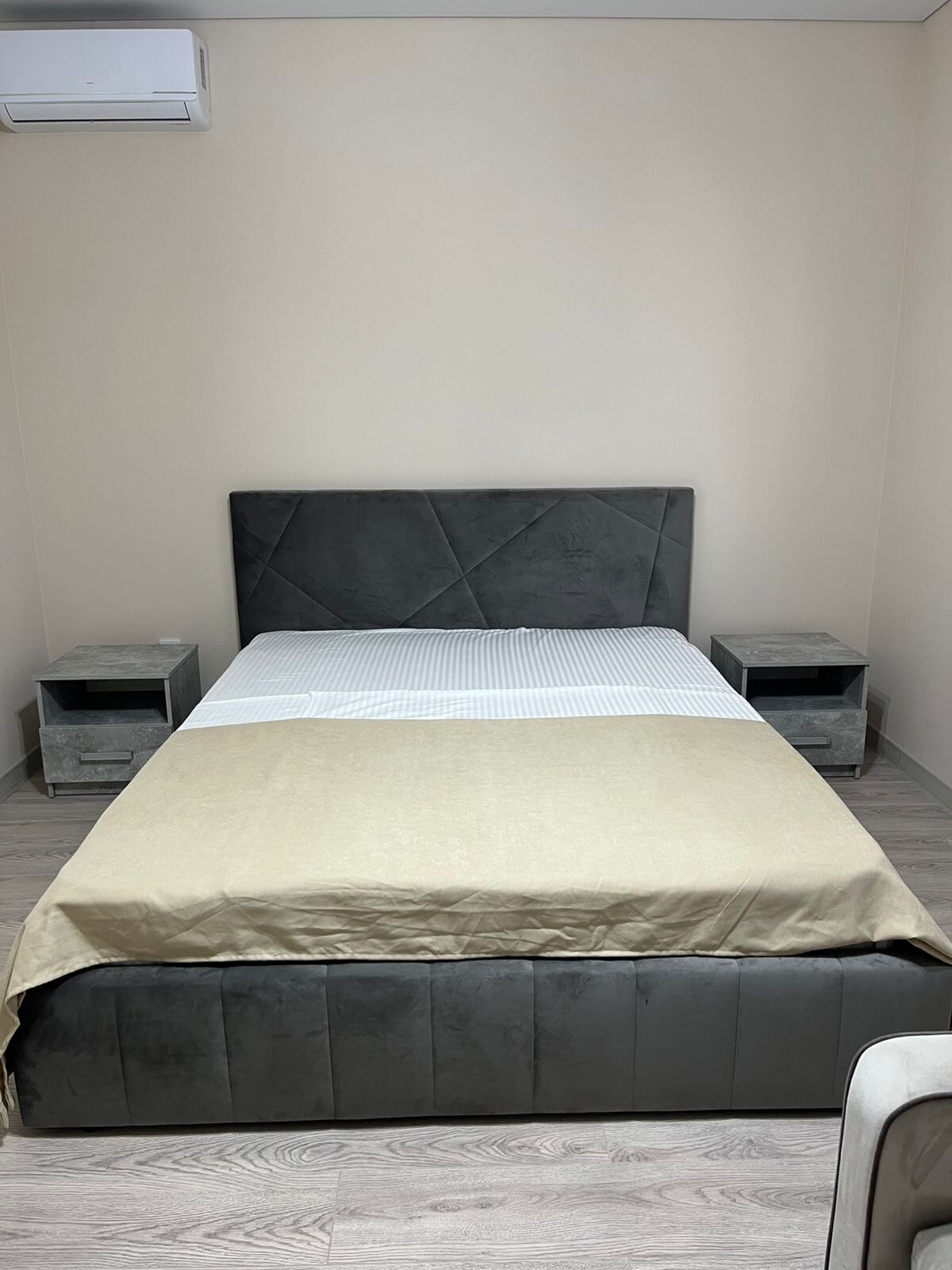 Улучшенный номер с кроватью размера «king-size»