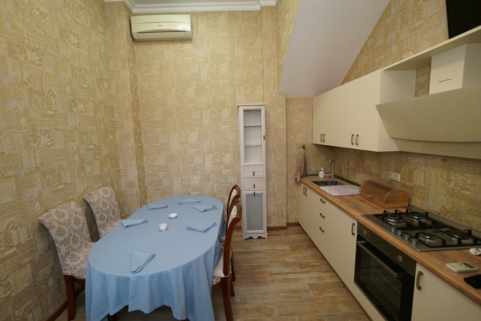 4к1 номер (2 этаж, с кухней на 2 номера)