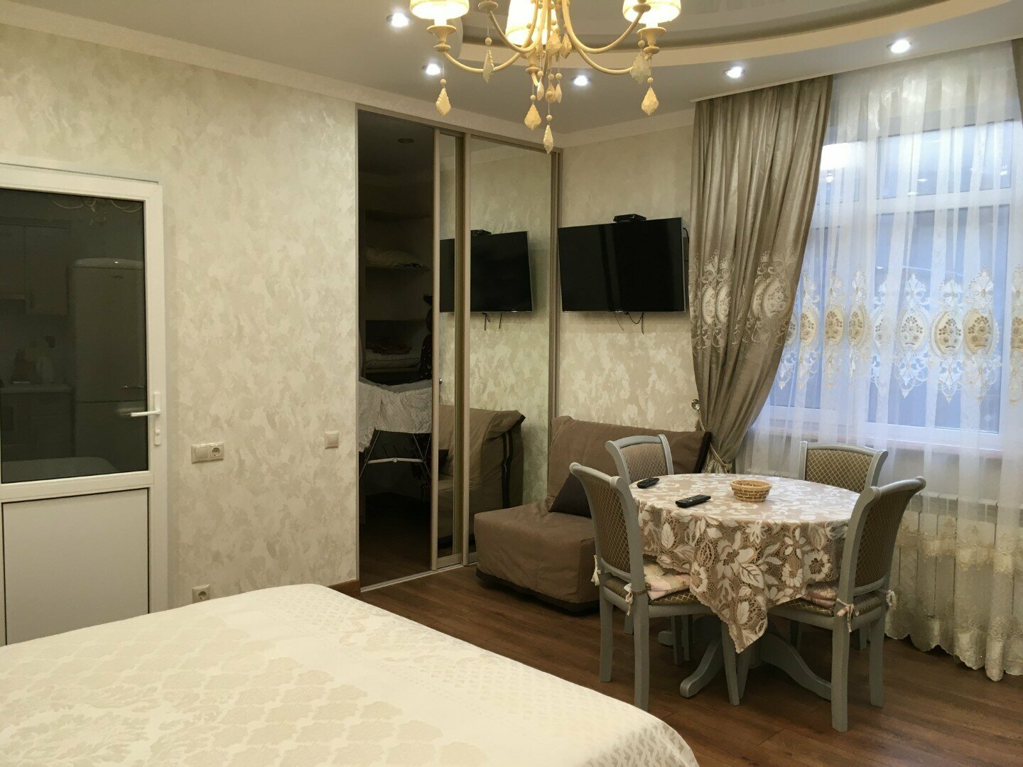 3к1 номер (1 этаж, с кухней в номере)