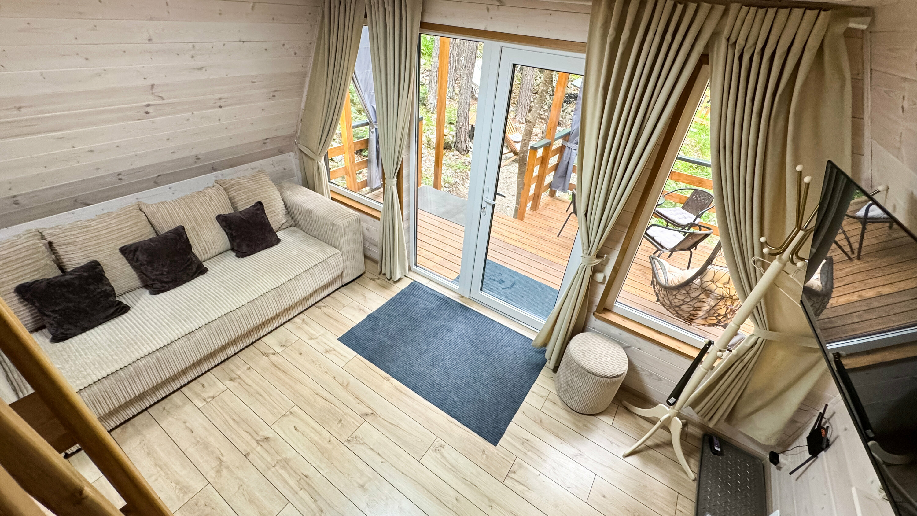 Дом с видом на лес