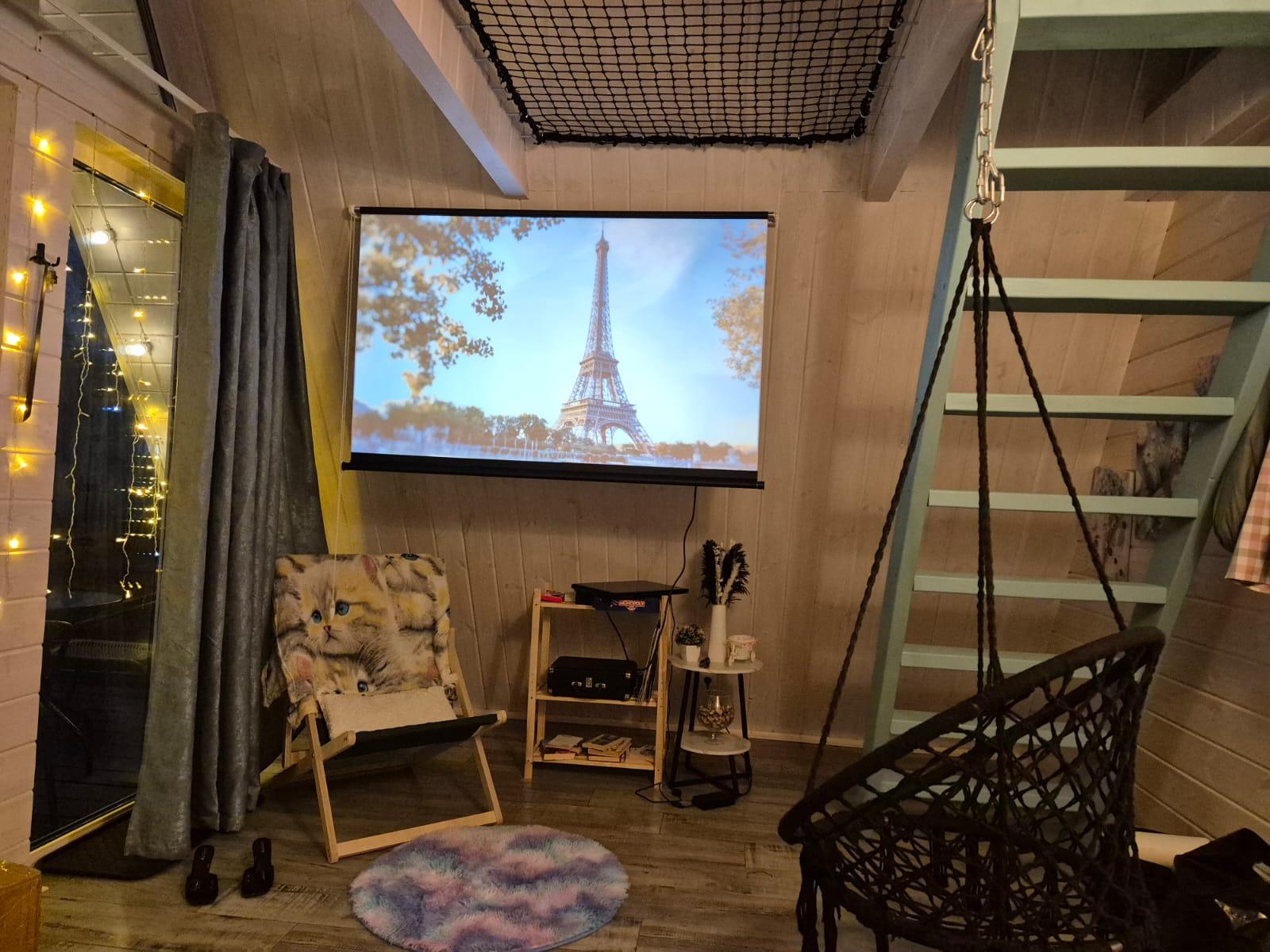 Четырехместный номер с видом на сад