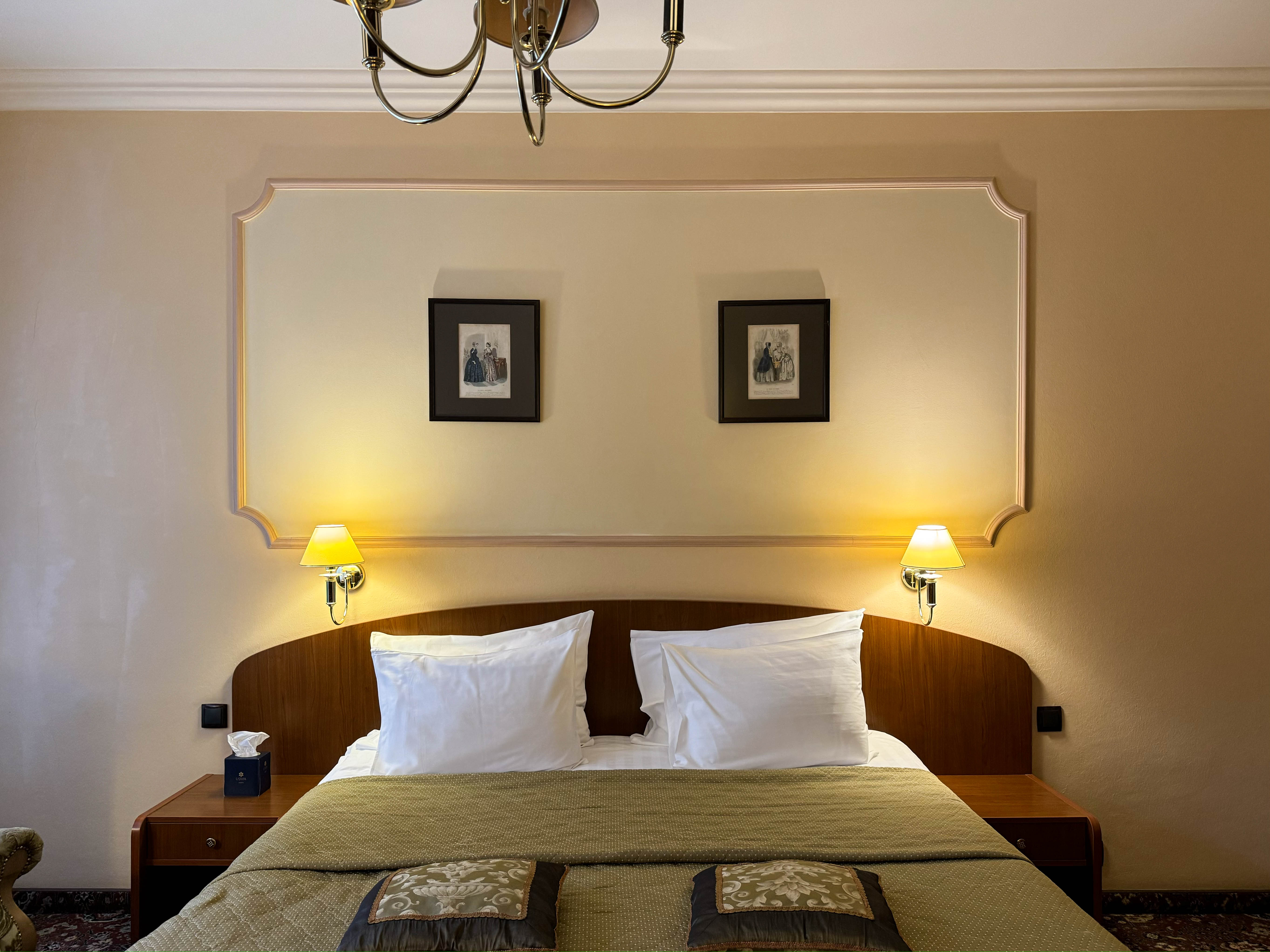 Супериор с одной большой кроватью