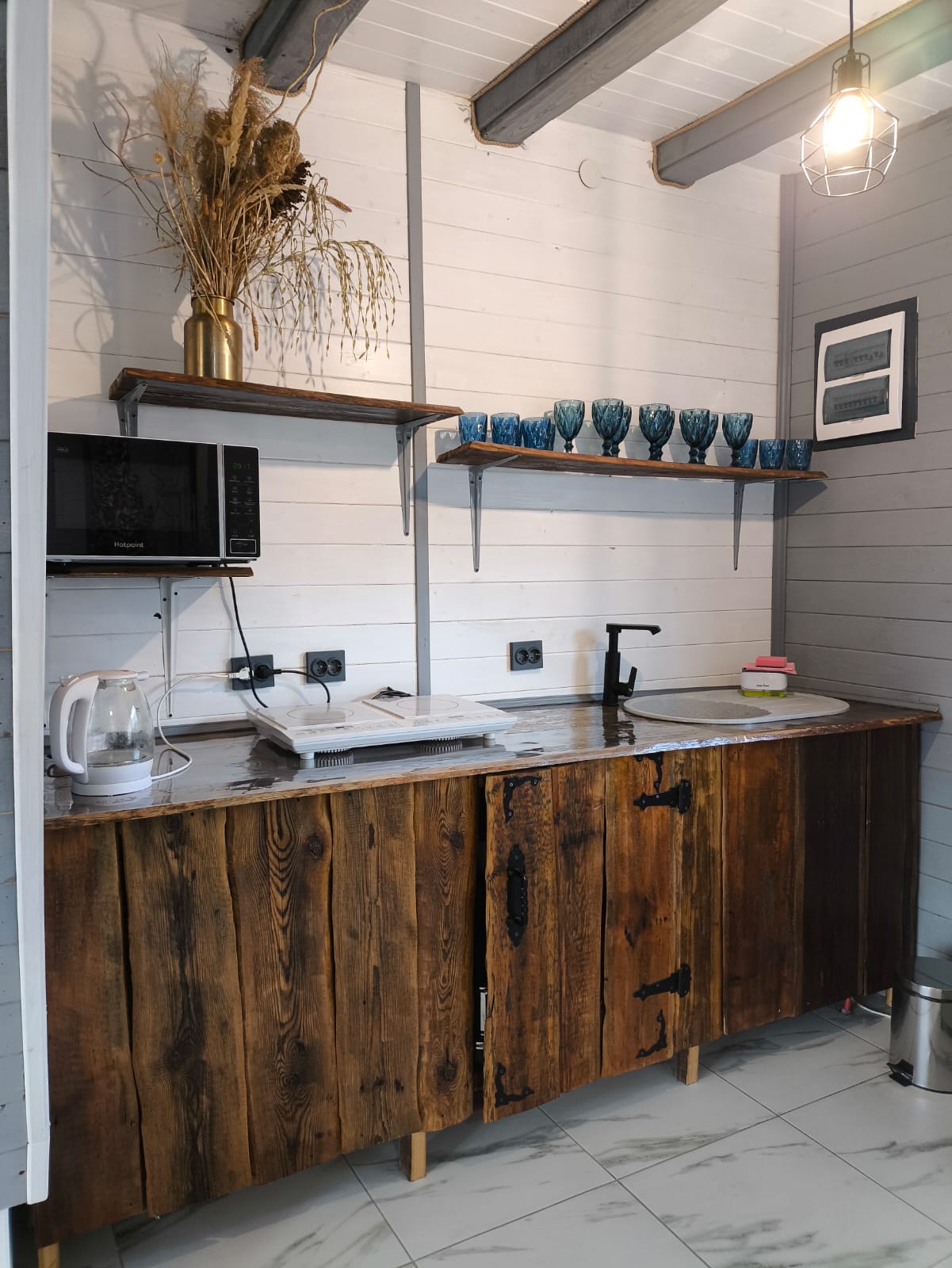 Коттедж с собственным бассейном