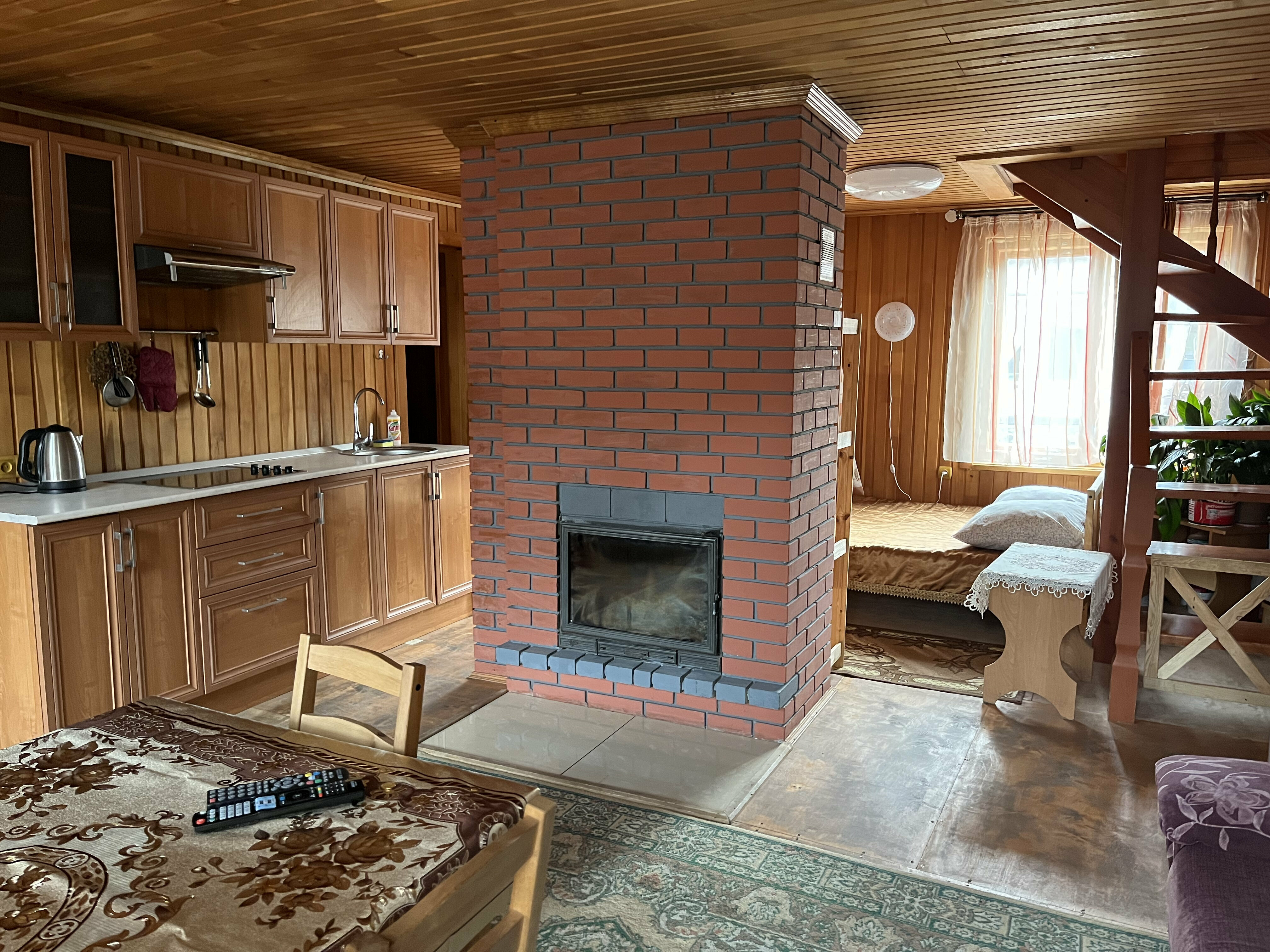 Дом с камином