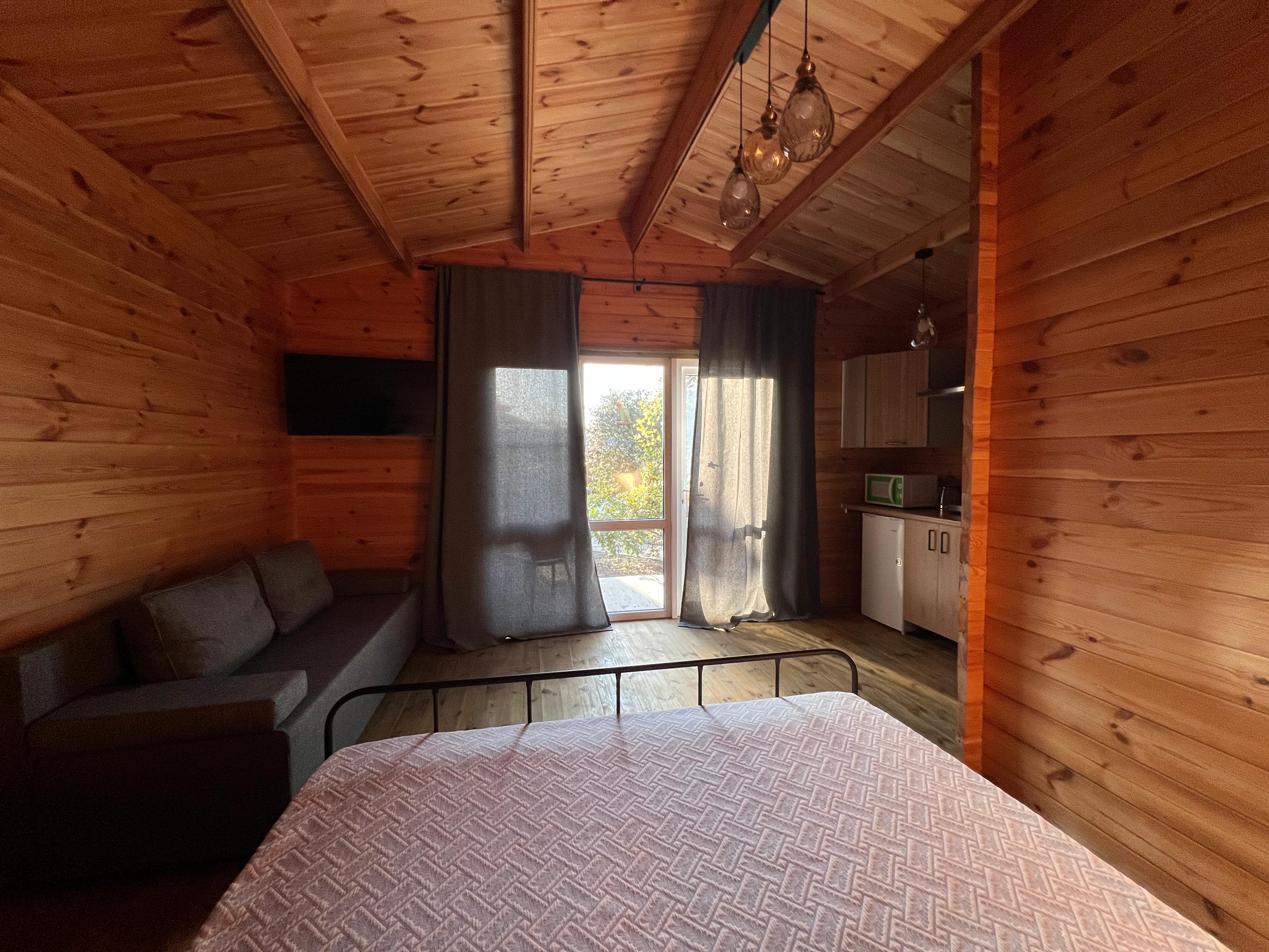 Дом с балконом