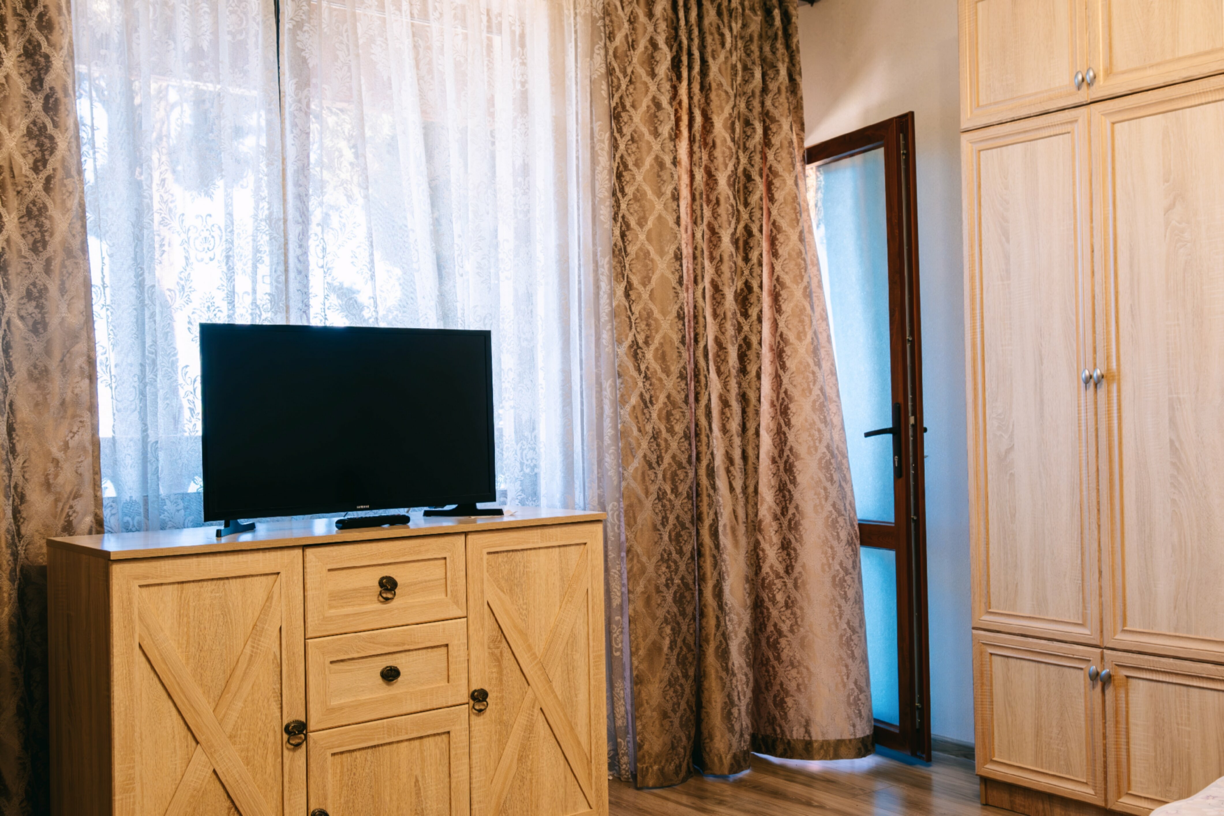 Семейный номер с видом на море