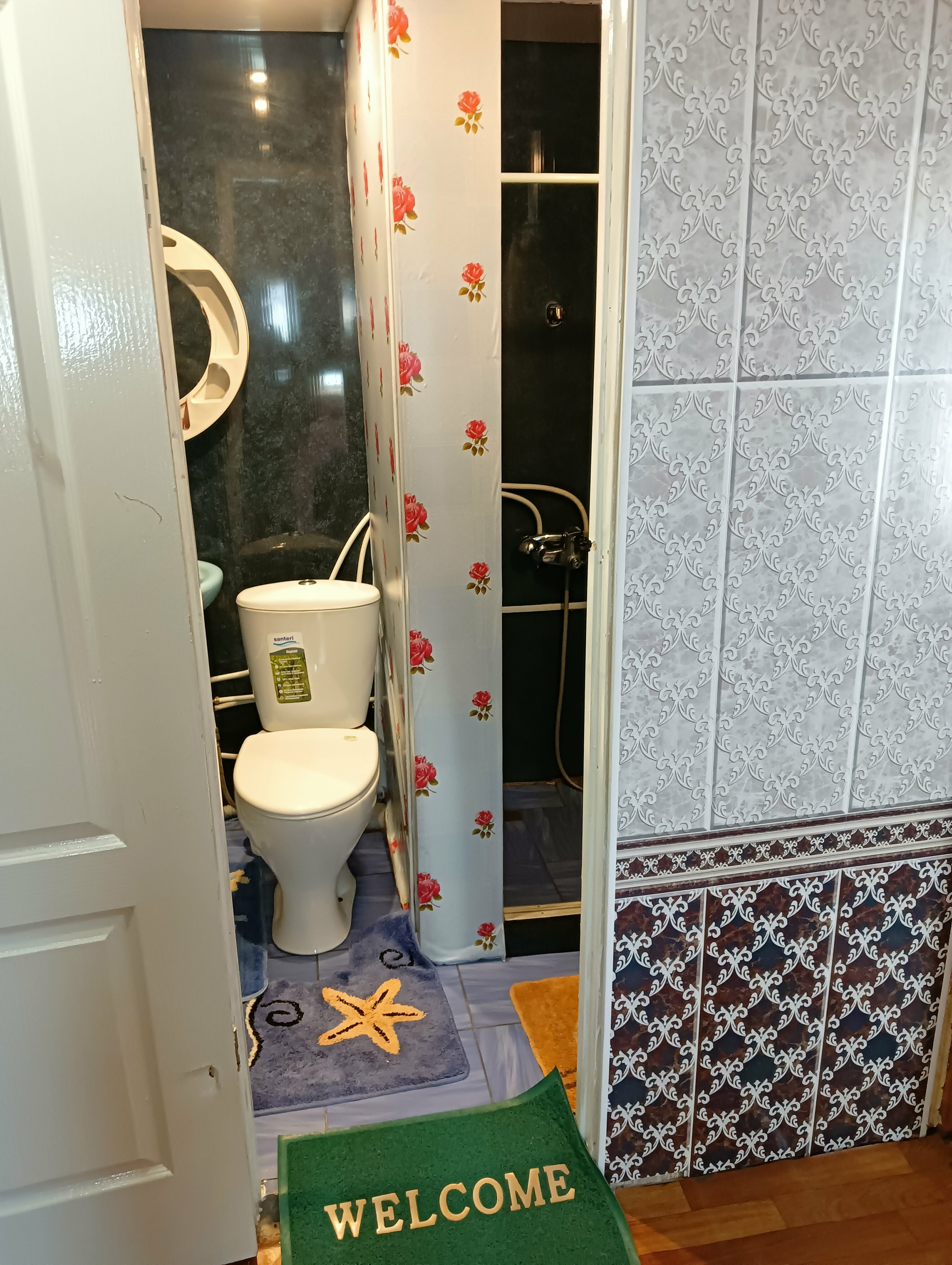 Cемейный номер с собственной ванной комнатой