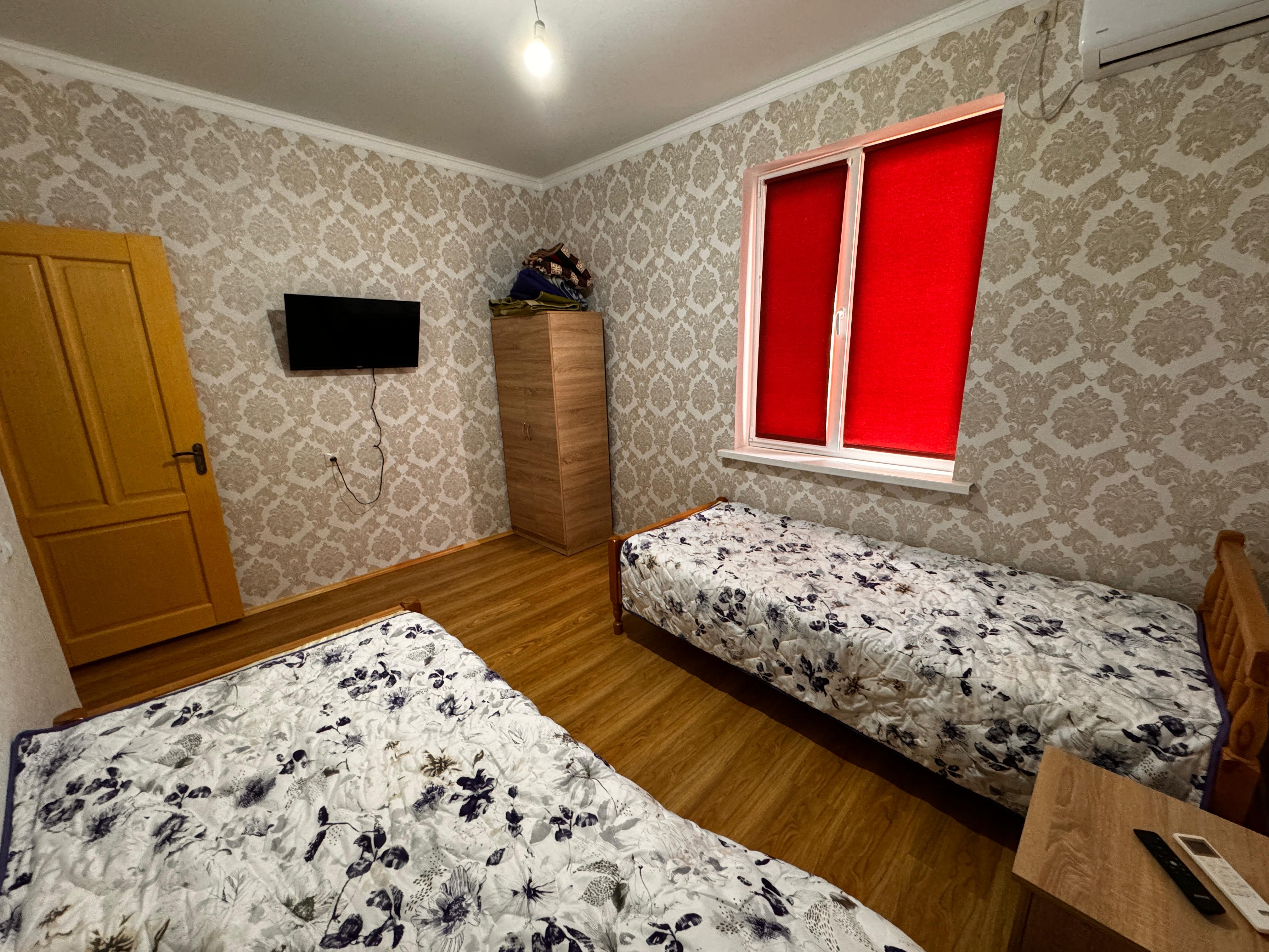 Двухместный номер эконом-класса с 2 отдельными кроватями