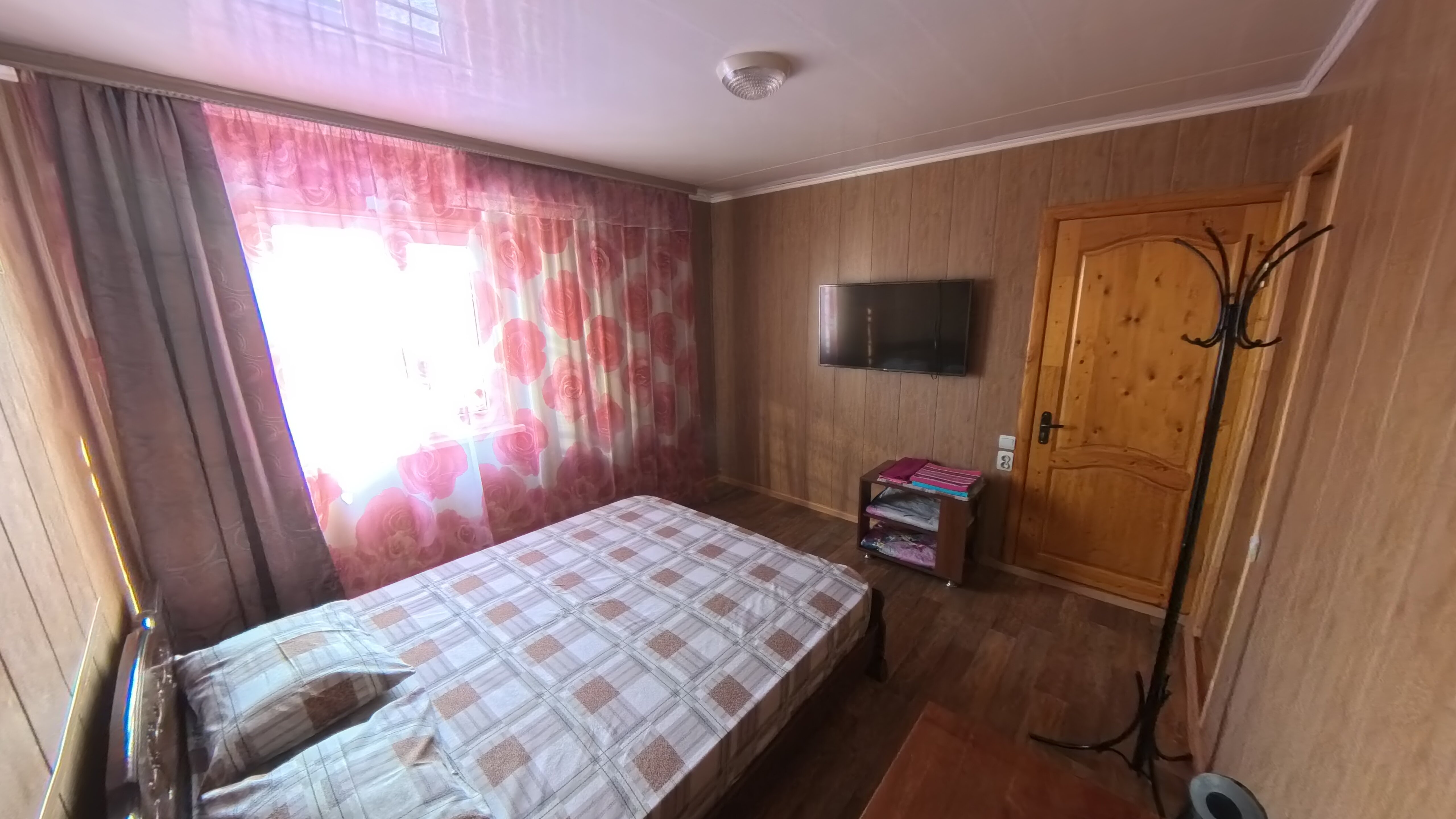 Двухместный номер с 1 кроватью и собственной ванной комнатой