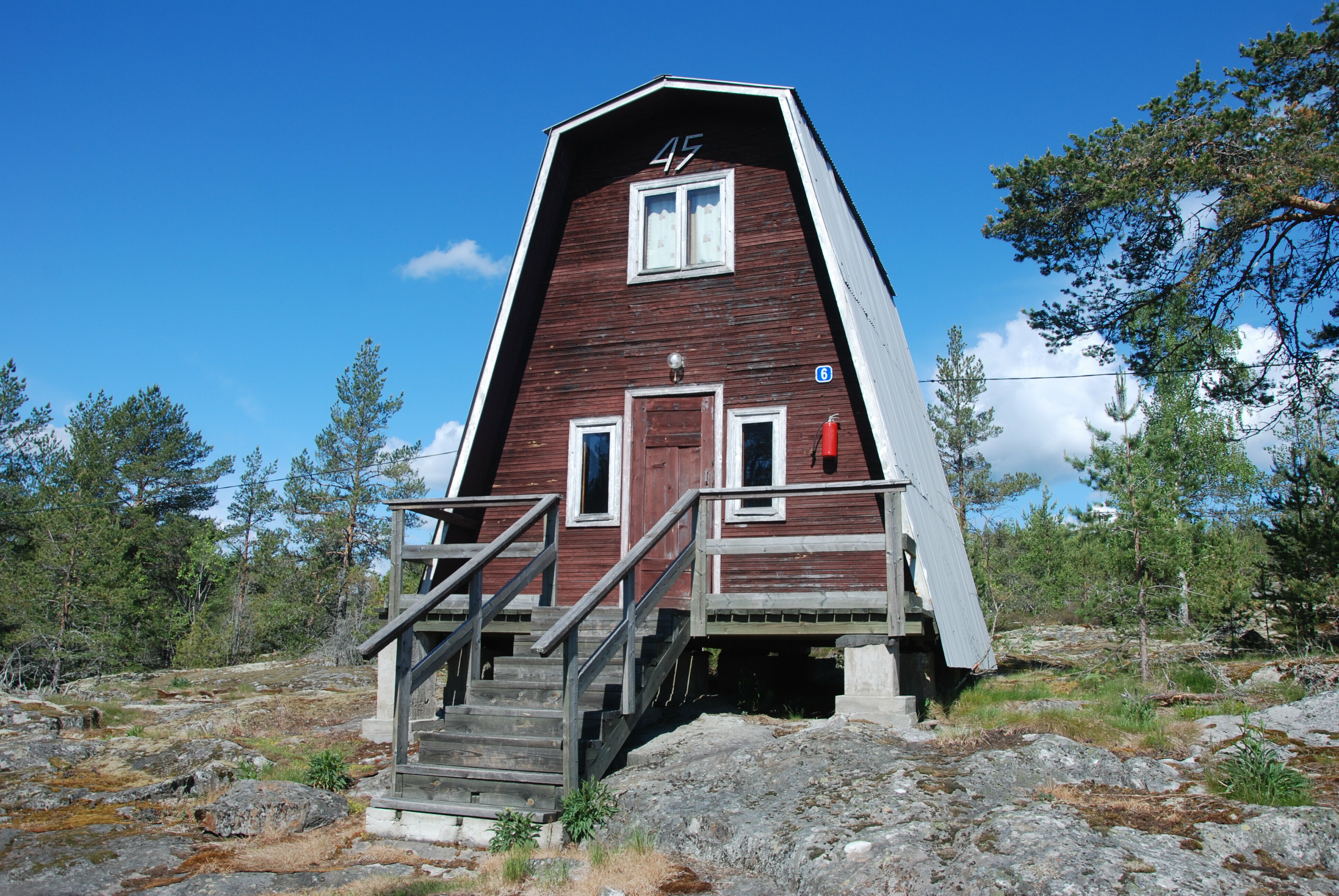 Коттедж с видом на озеро