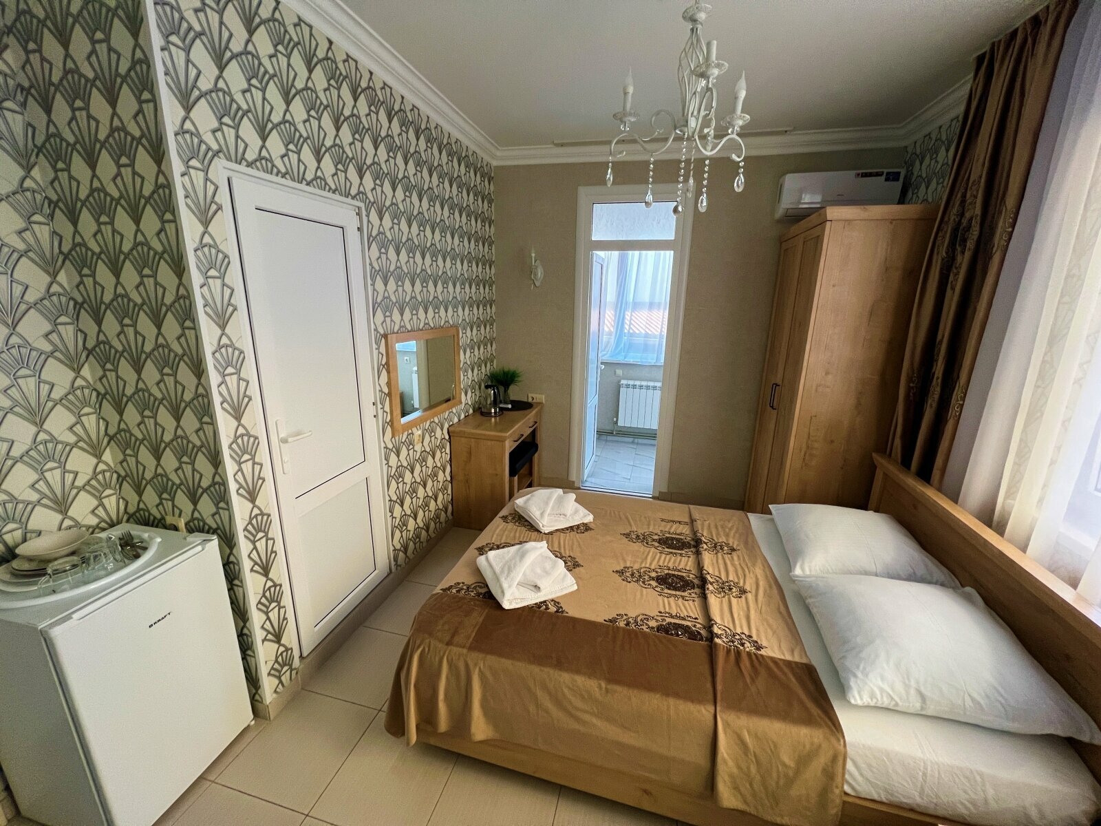 Трехместный номер с балконом